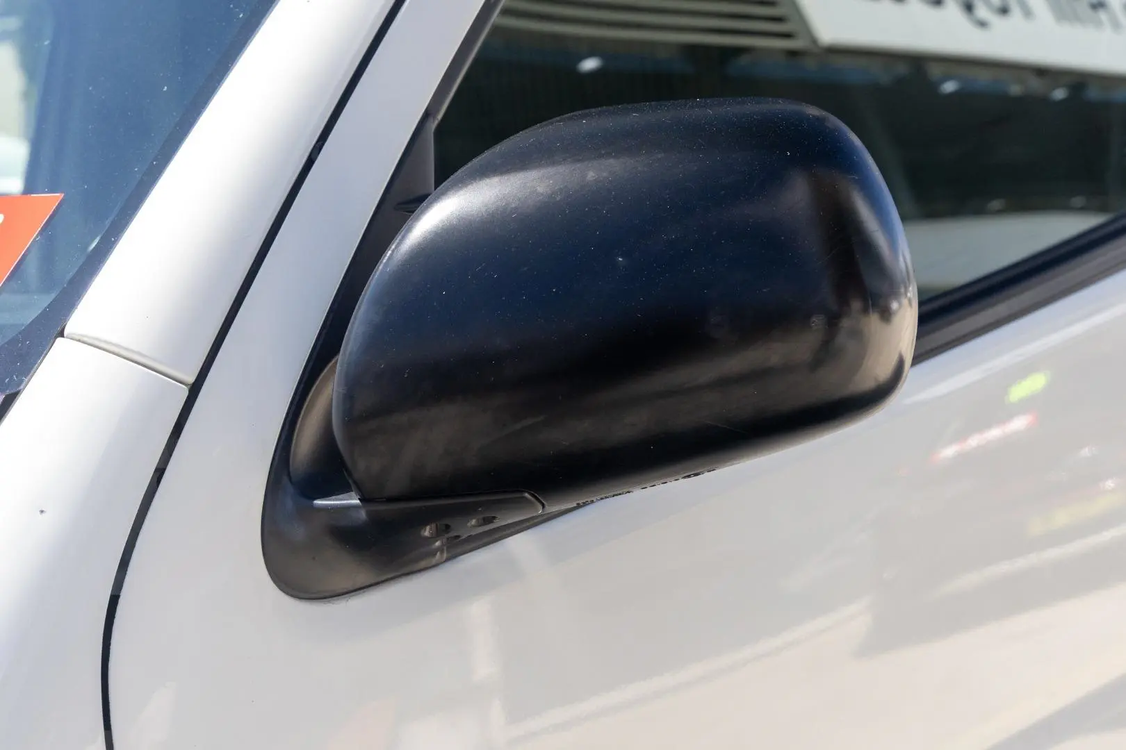 2016 Toyota Hiace Gallery Image 19