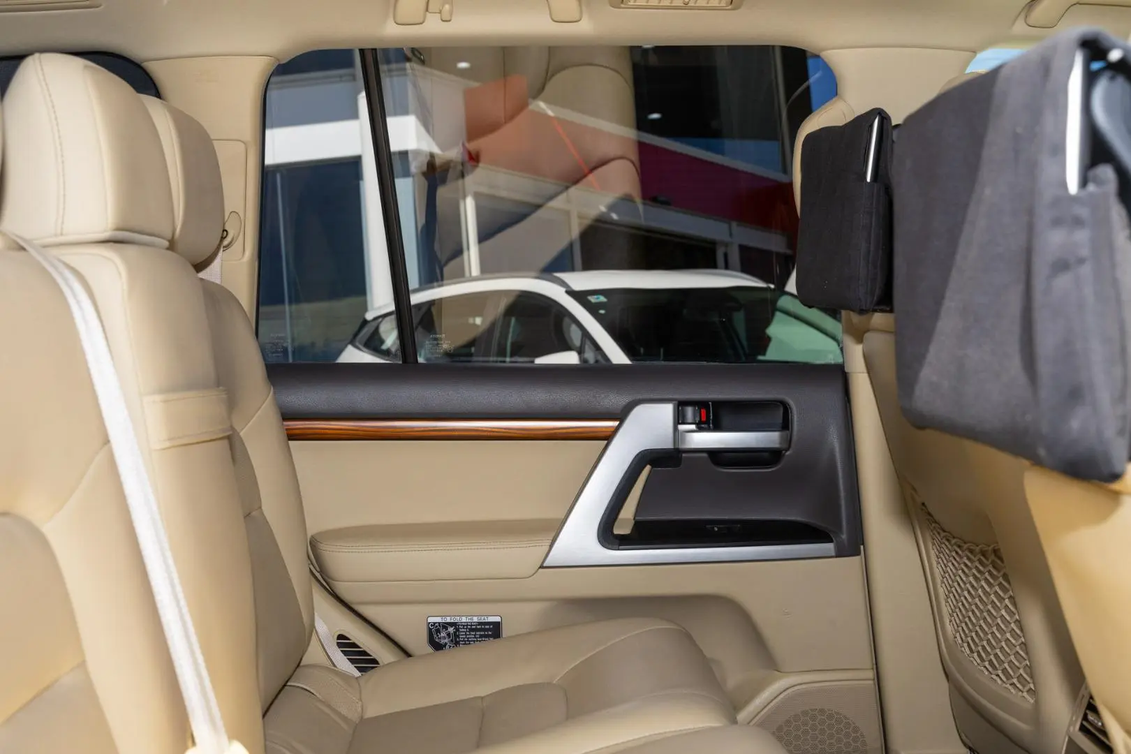 2017 Toyota Landcruiser Gallery Image 9