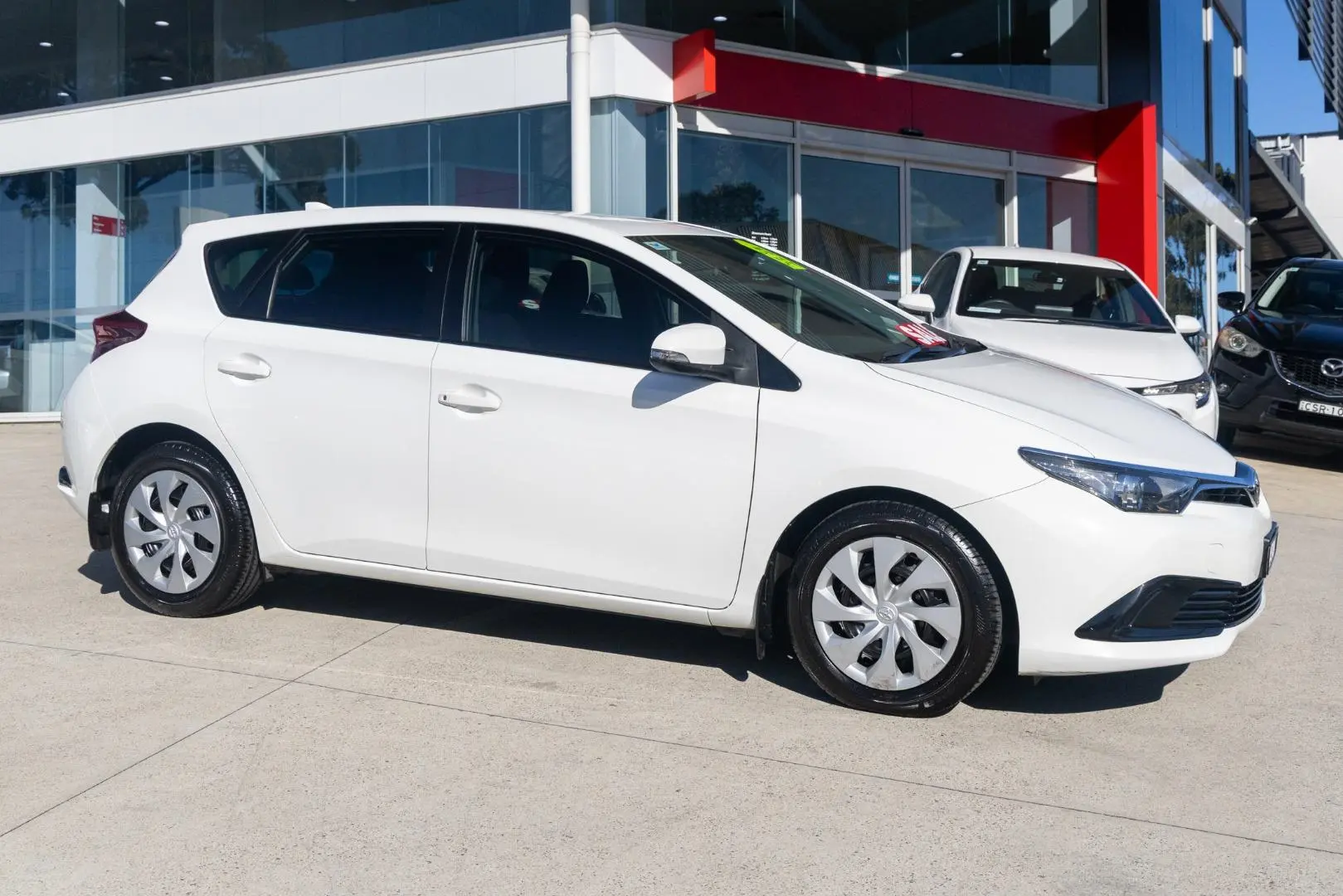 2017 Toyota Corolla Gallery Image 3