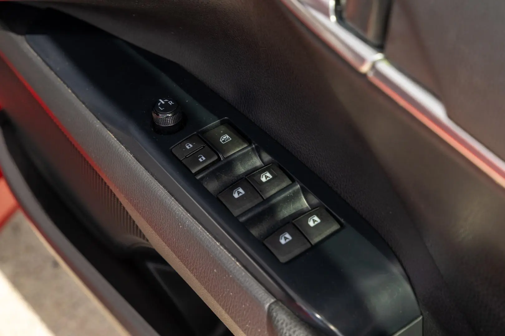 2019 Toyota Camry Gallery Image 19