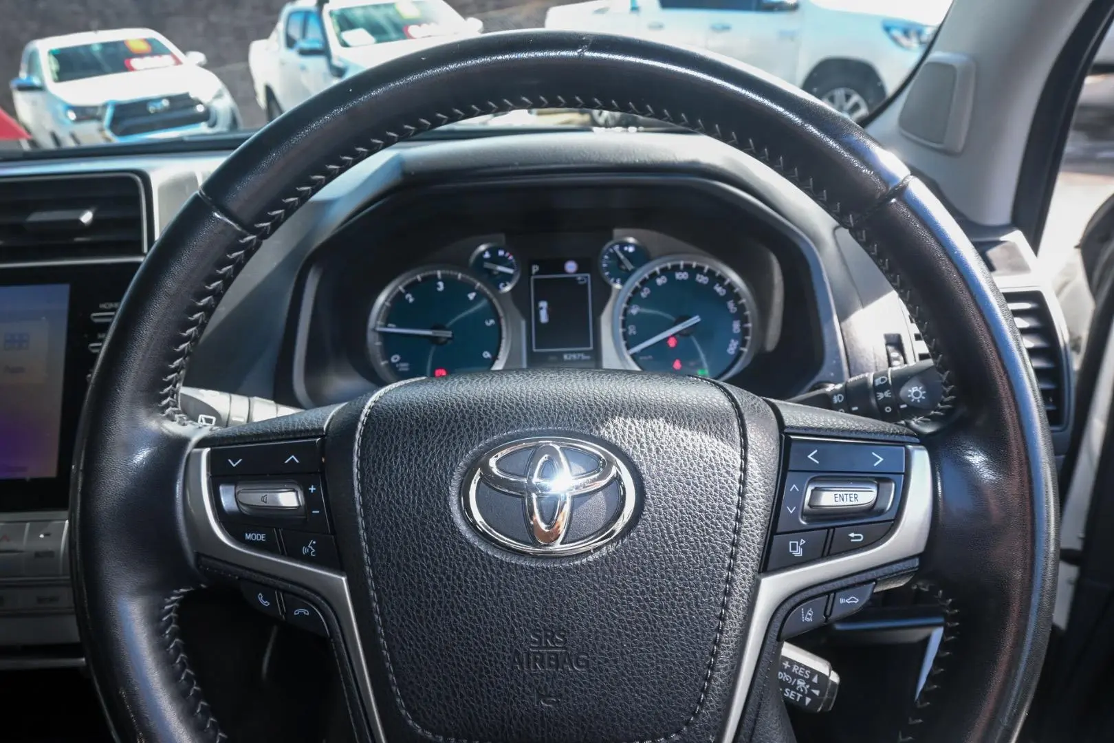 2021 Toyota Landcruiser Prado Gallery Image 11