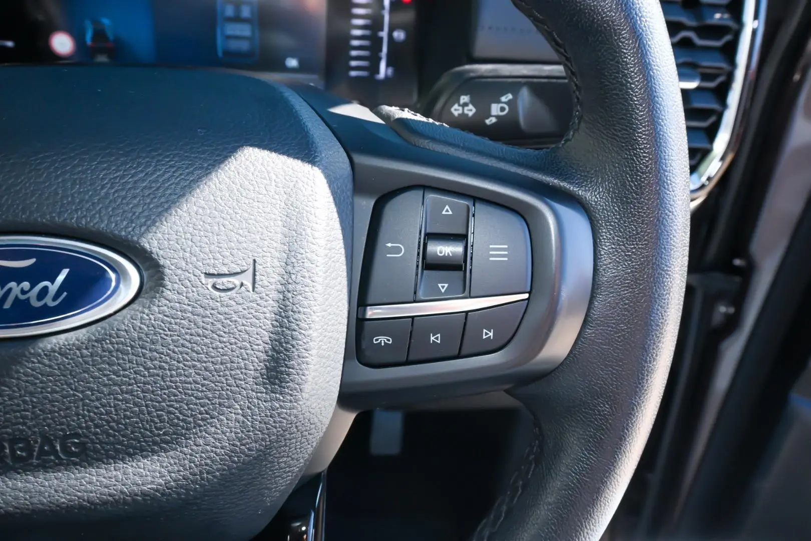 2024 Ford Everest Gallery Image 13