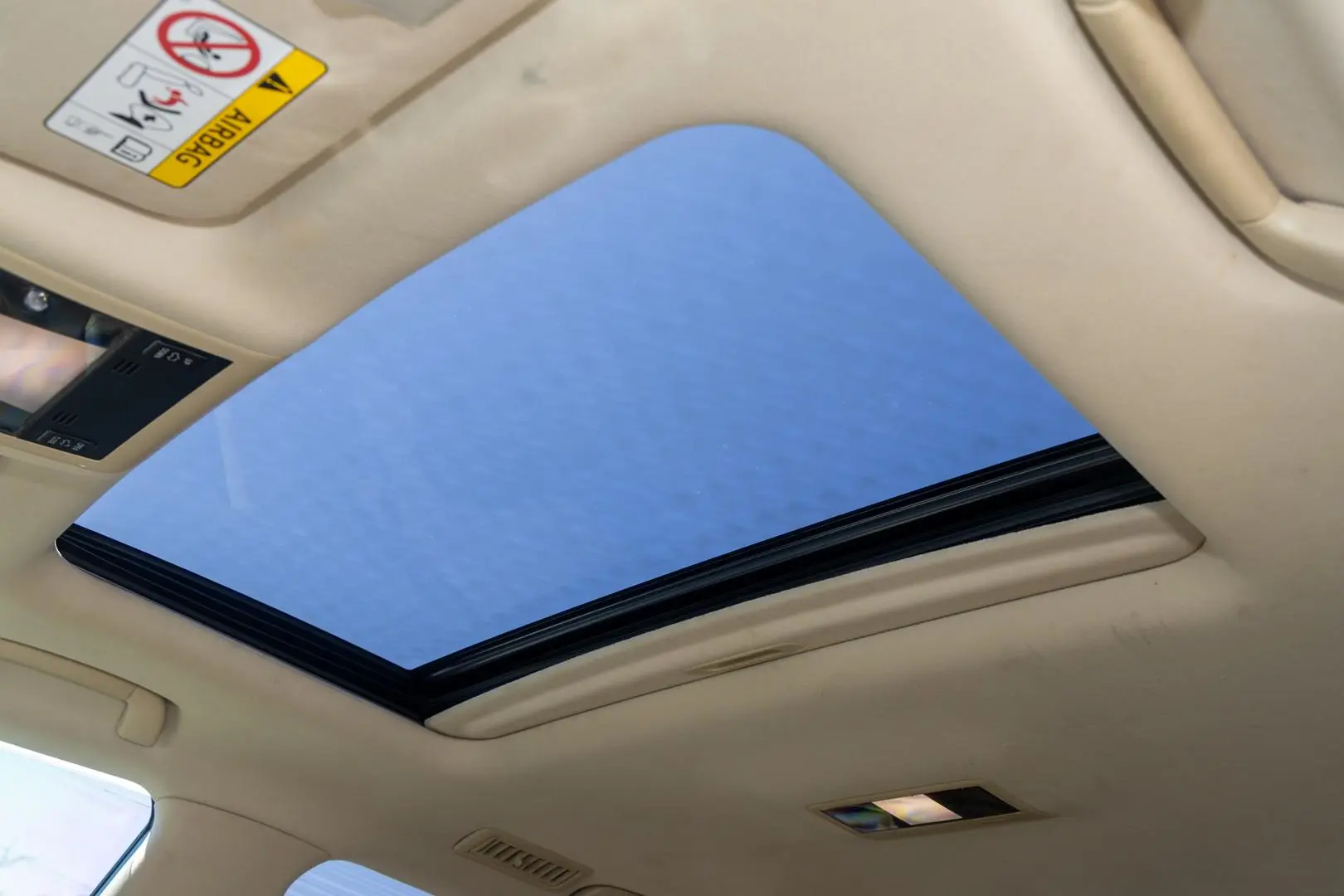 2016 Toyota Landcruiser Gallery Image 20