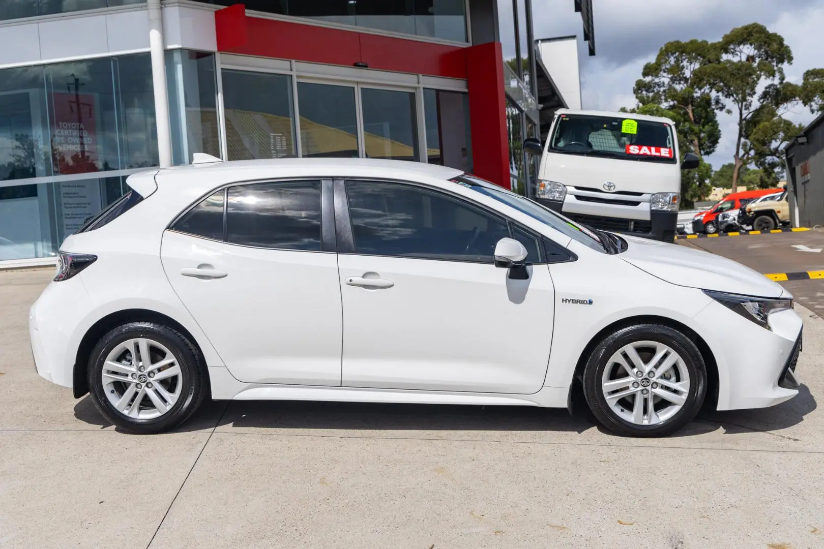 2021 Toyota Corolla Gallery Image 3