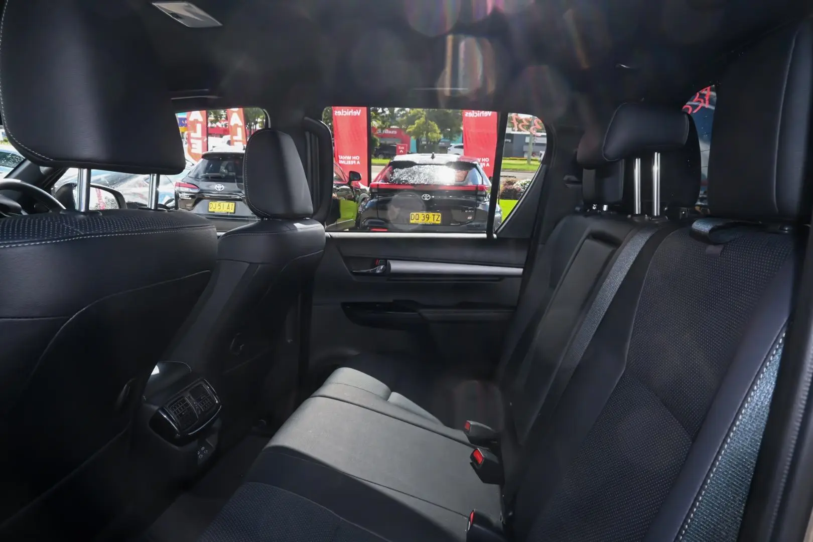 2025 Toyota Hilux Gallery Image 9