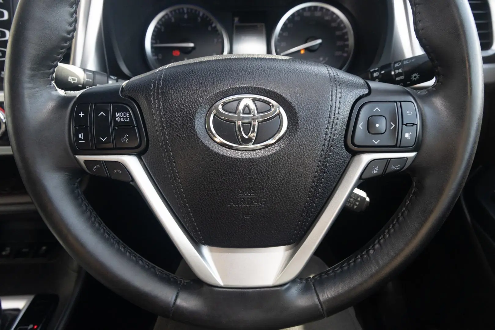 2017 Toyota Kluger Gallery Image 10
