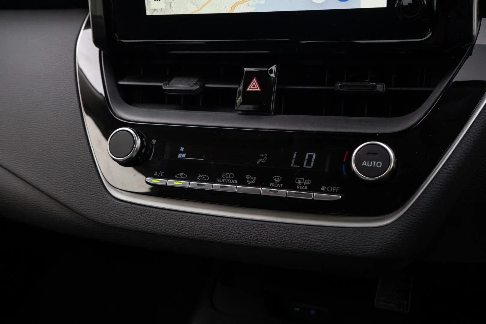 2025 Toyota Corolla Gallery Image 13