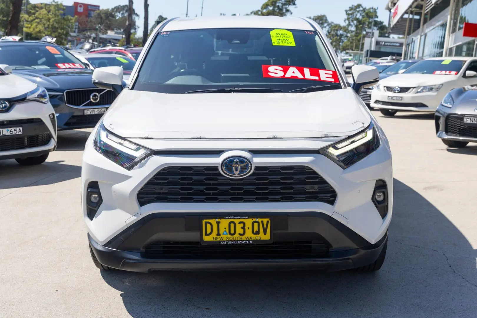 2024 Toyota RAV4 Gallery Image 4