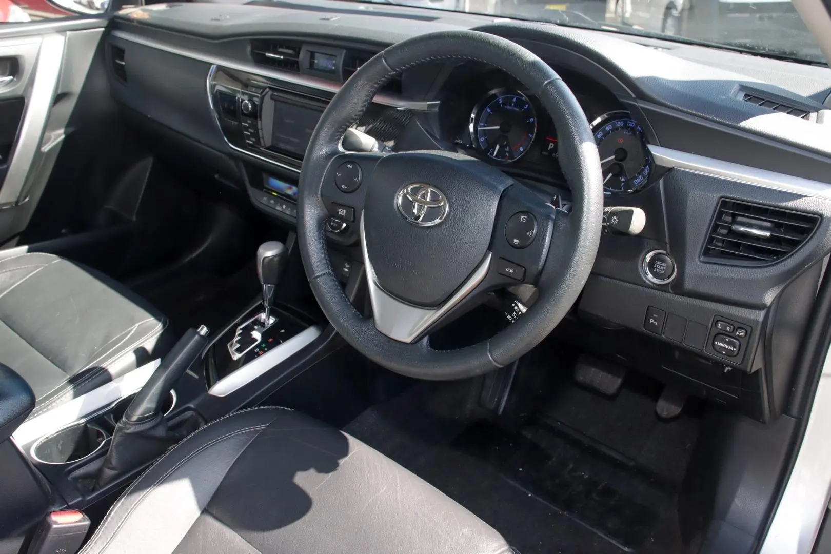 2014 Toyota Corolla Image 7