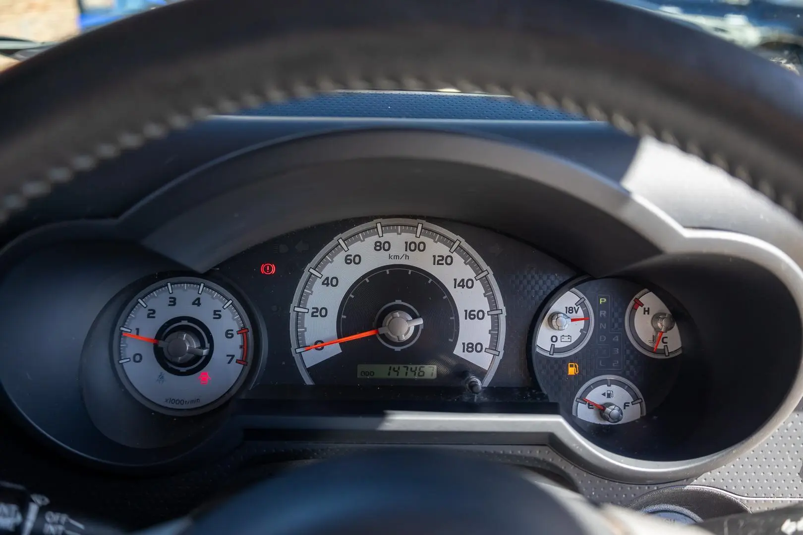 2015 Toyota FJ Cruiser Gallery Image 10