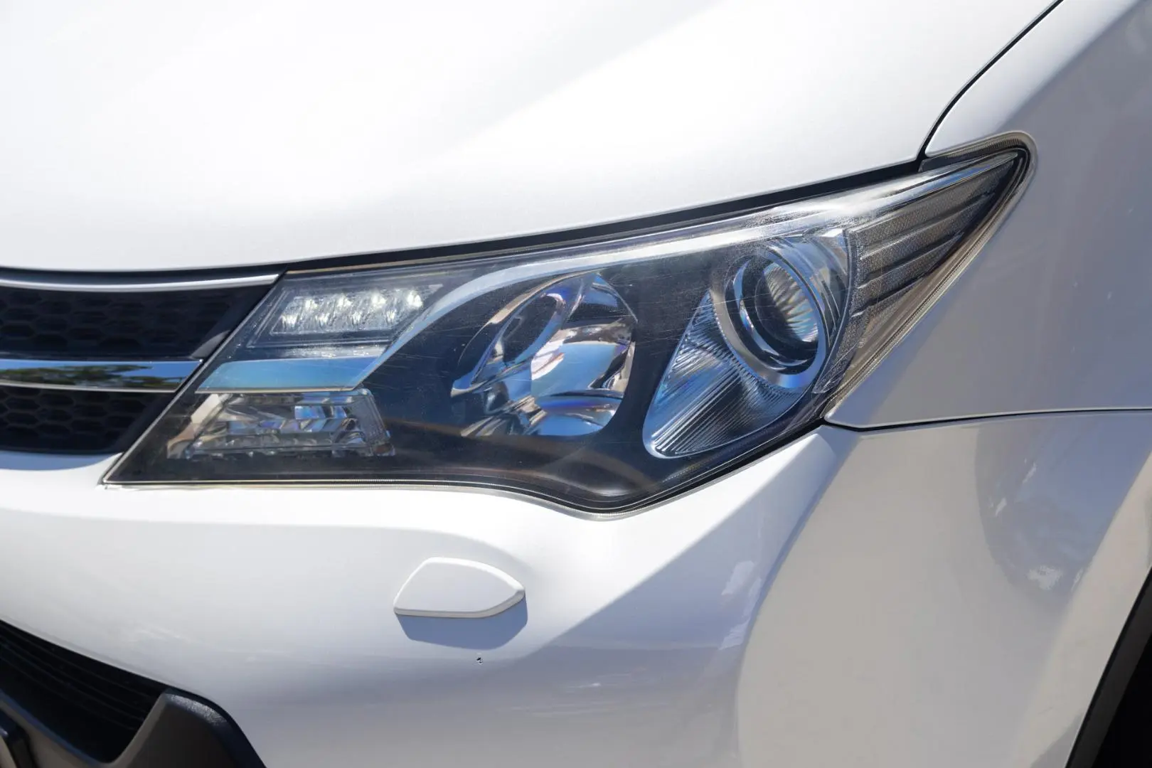 2014 Toyota RAV4 Gallery Image 18