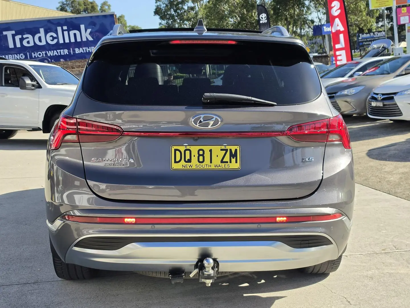 2023 Hyundai Santa Fe Gallery Image 10