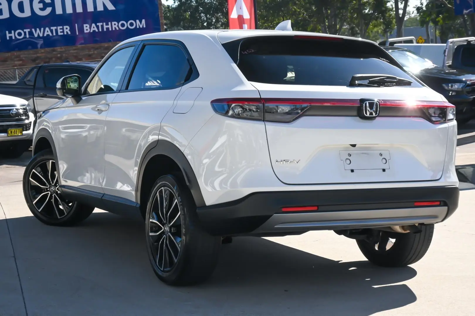 2022 Honda HR-V Gallery Image 2