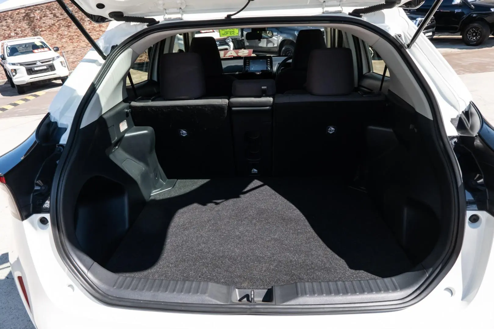 2022 Toyota Yaris Cross Gallery Image 16