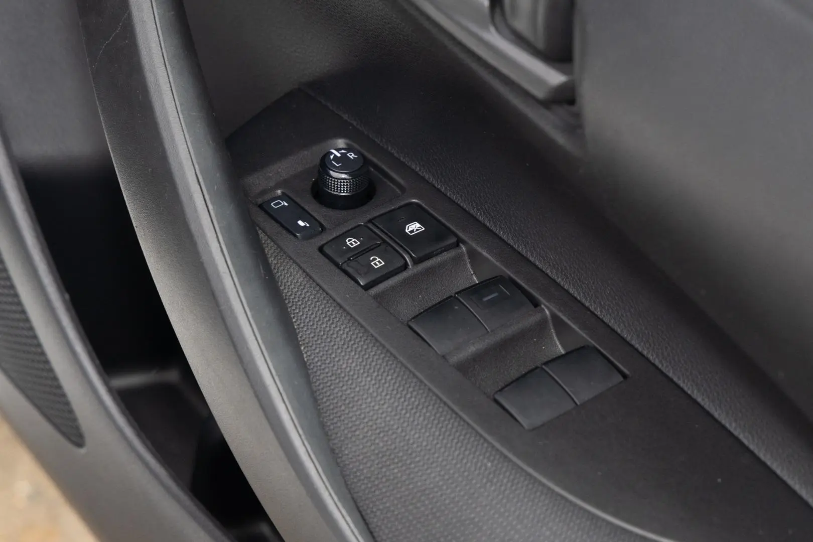 2022 Toyota Corolla Gallery Image 18
