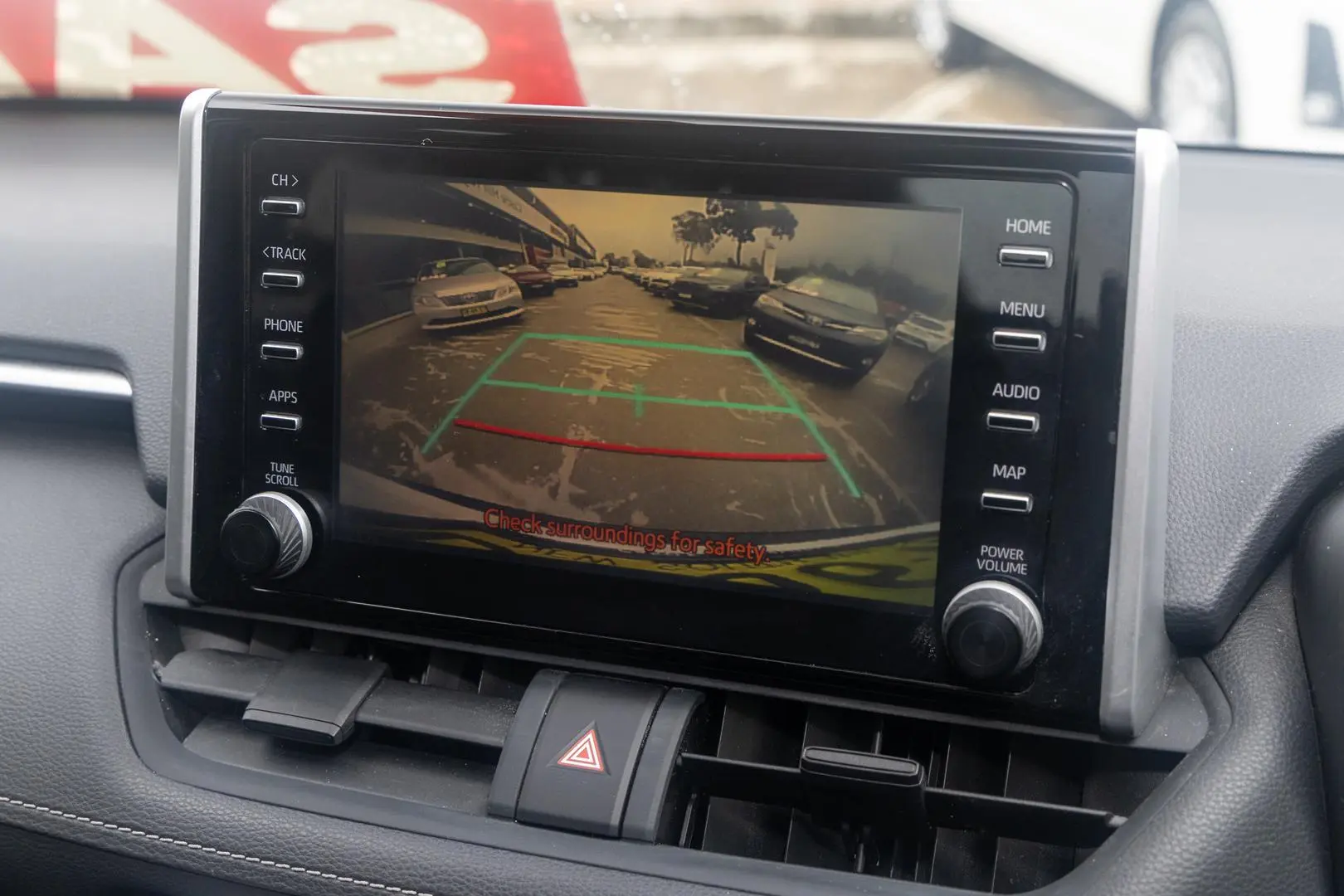 2019 Toyota RAV4 Gallery Image 17