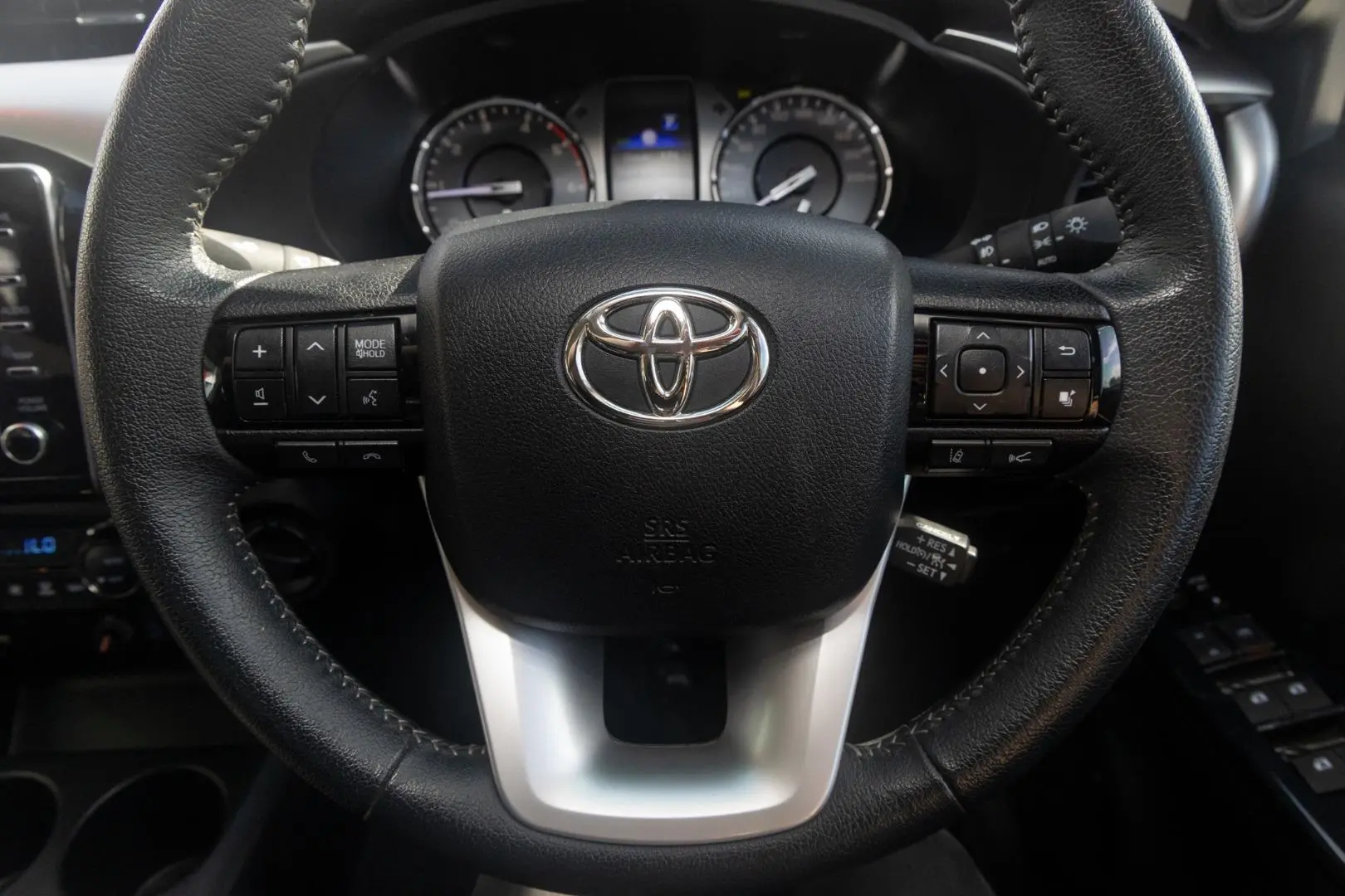2022 Toyota Hilux Gallery Image 10