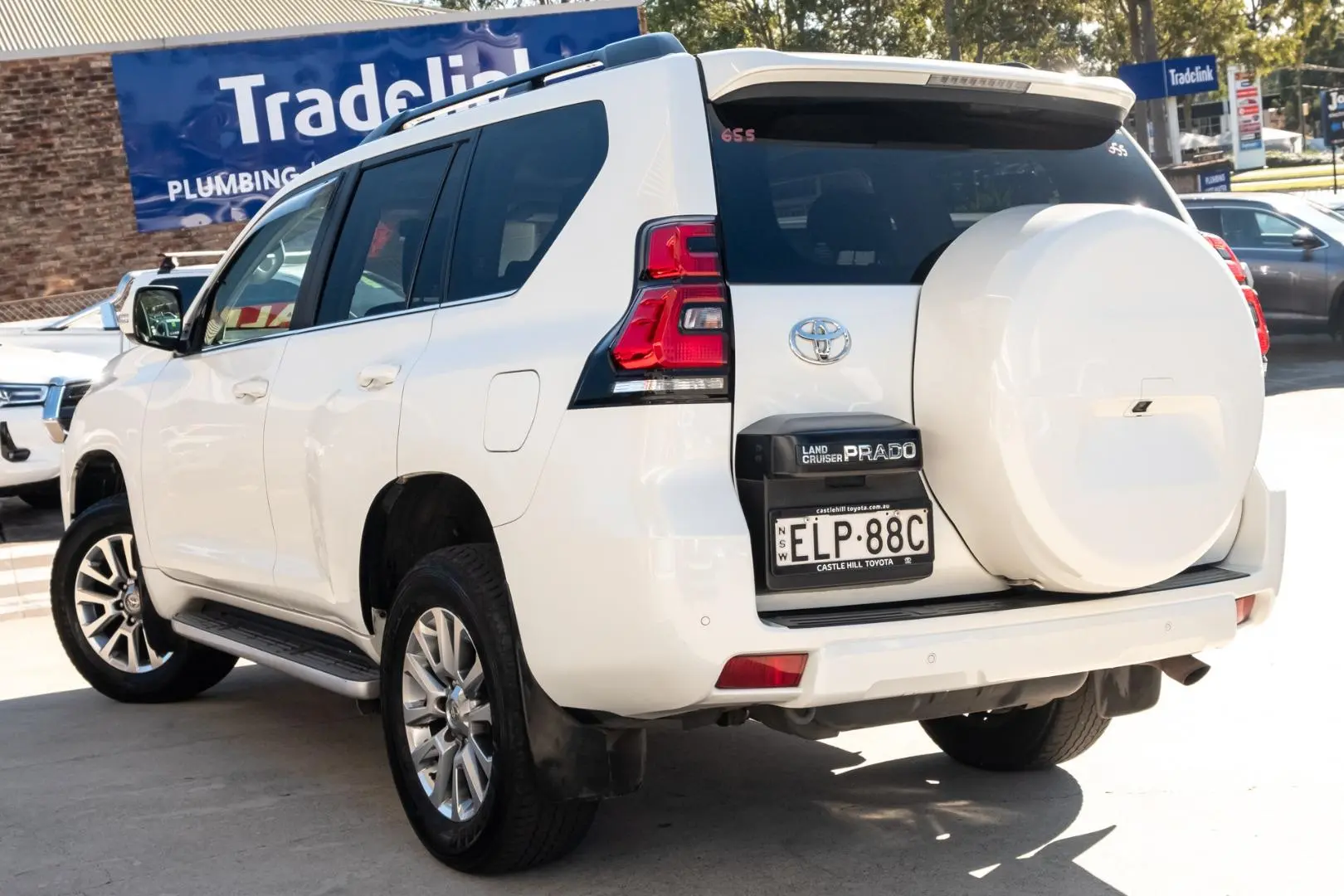 2021 Toyota Landcruiser Prado Gallery Image 2