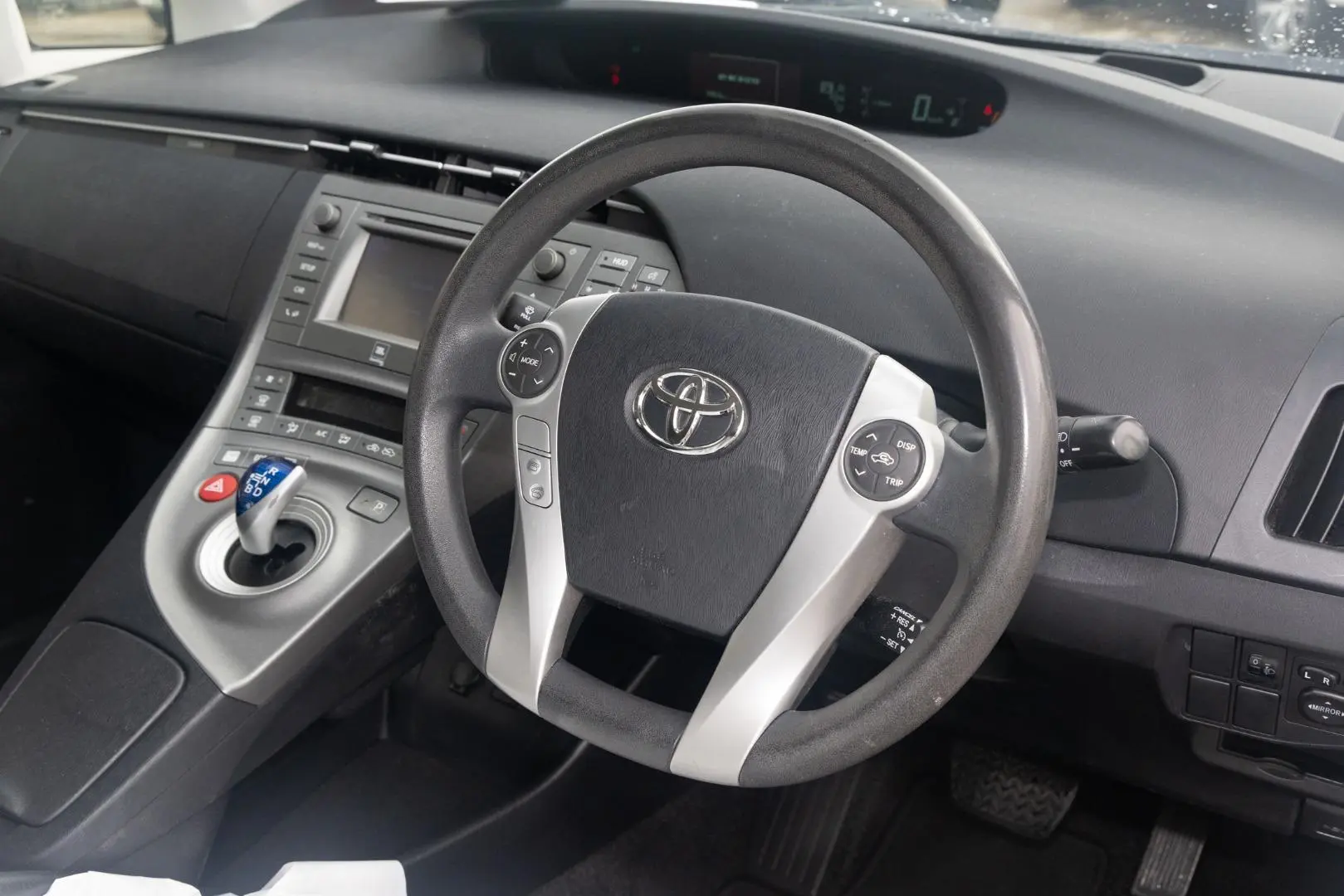 2012 Toyota Prius Gallery Image 7