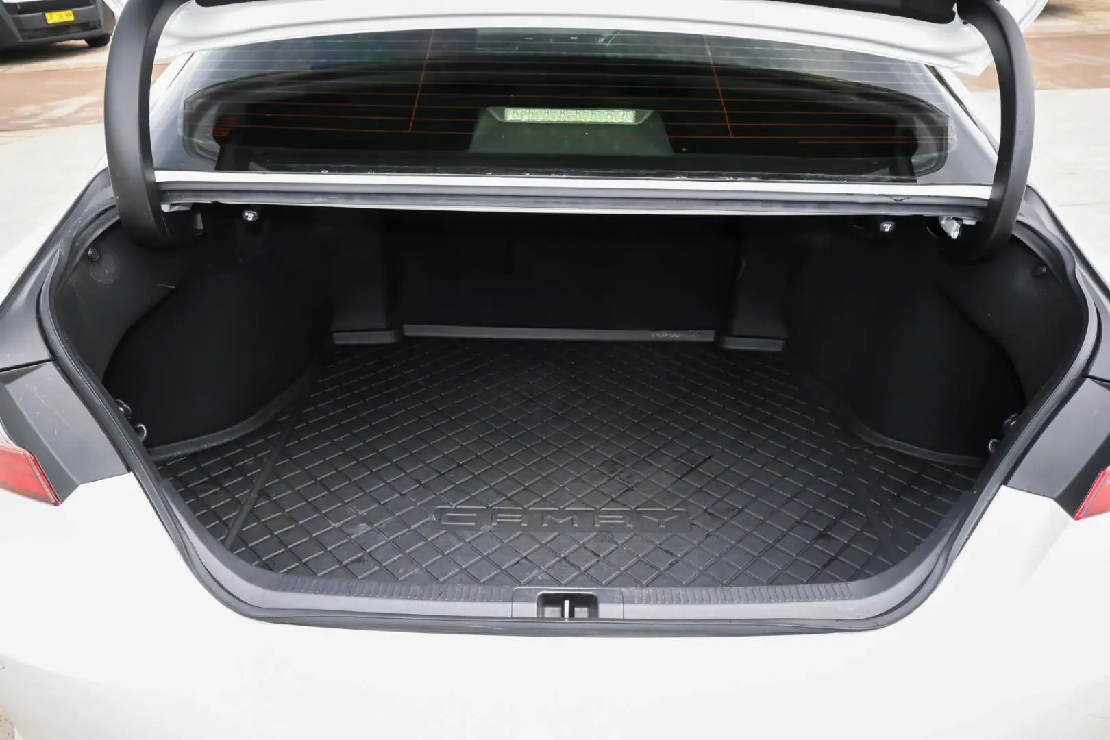 2019 Toyota Camry Gallery Image 23