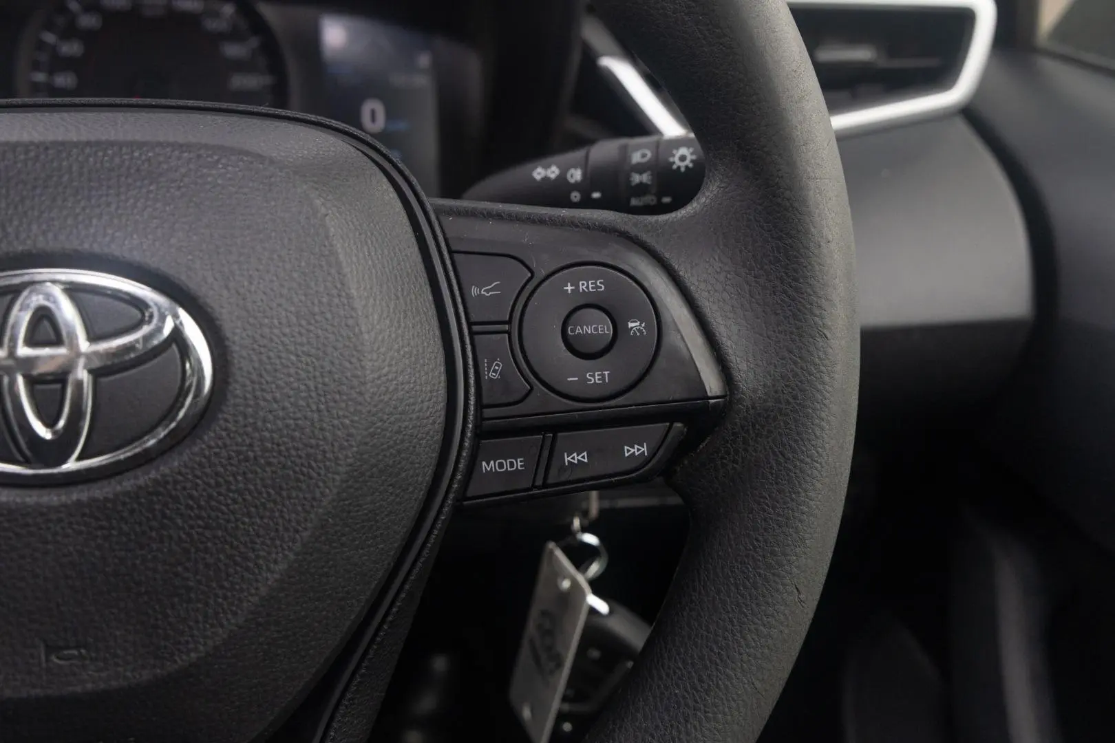 2018 Toyota Corolla Gallery Image 12
