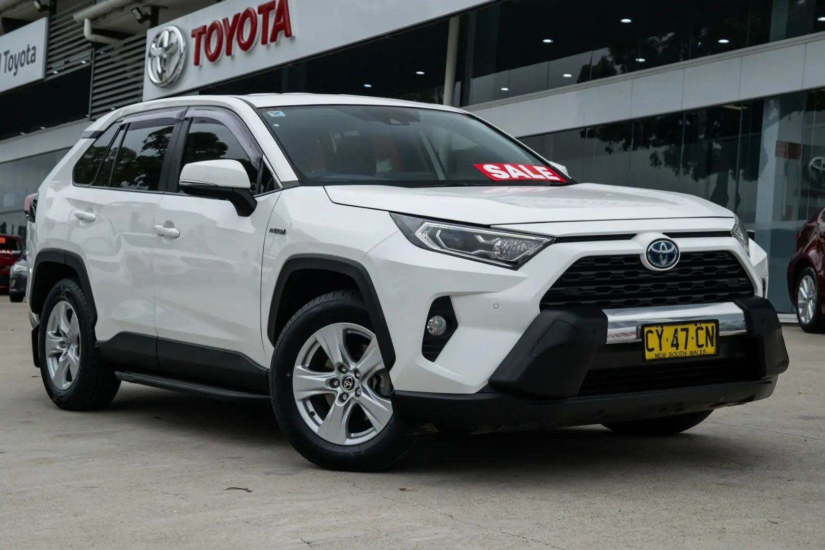 2020 Toyota RAV4 Gallery Image 1