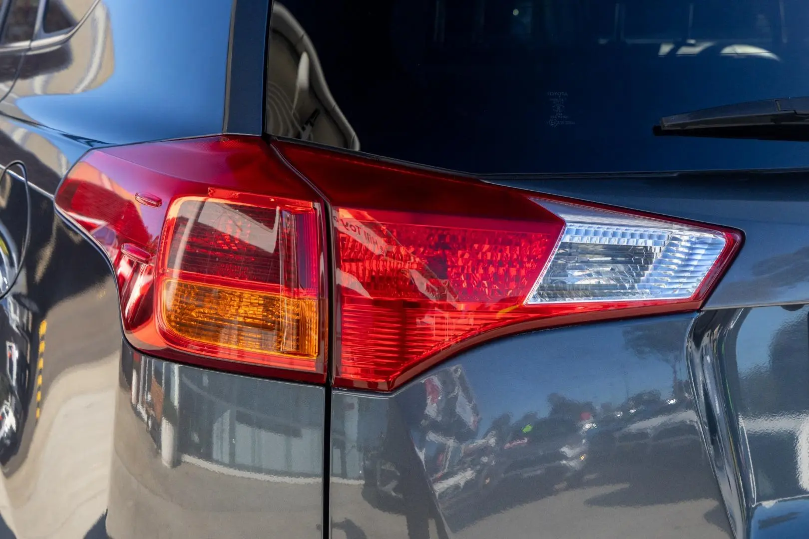 2014 Toyota RAV4 Gallery Image 20