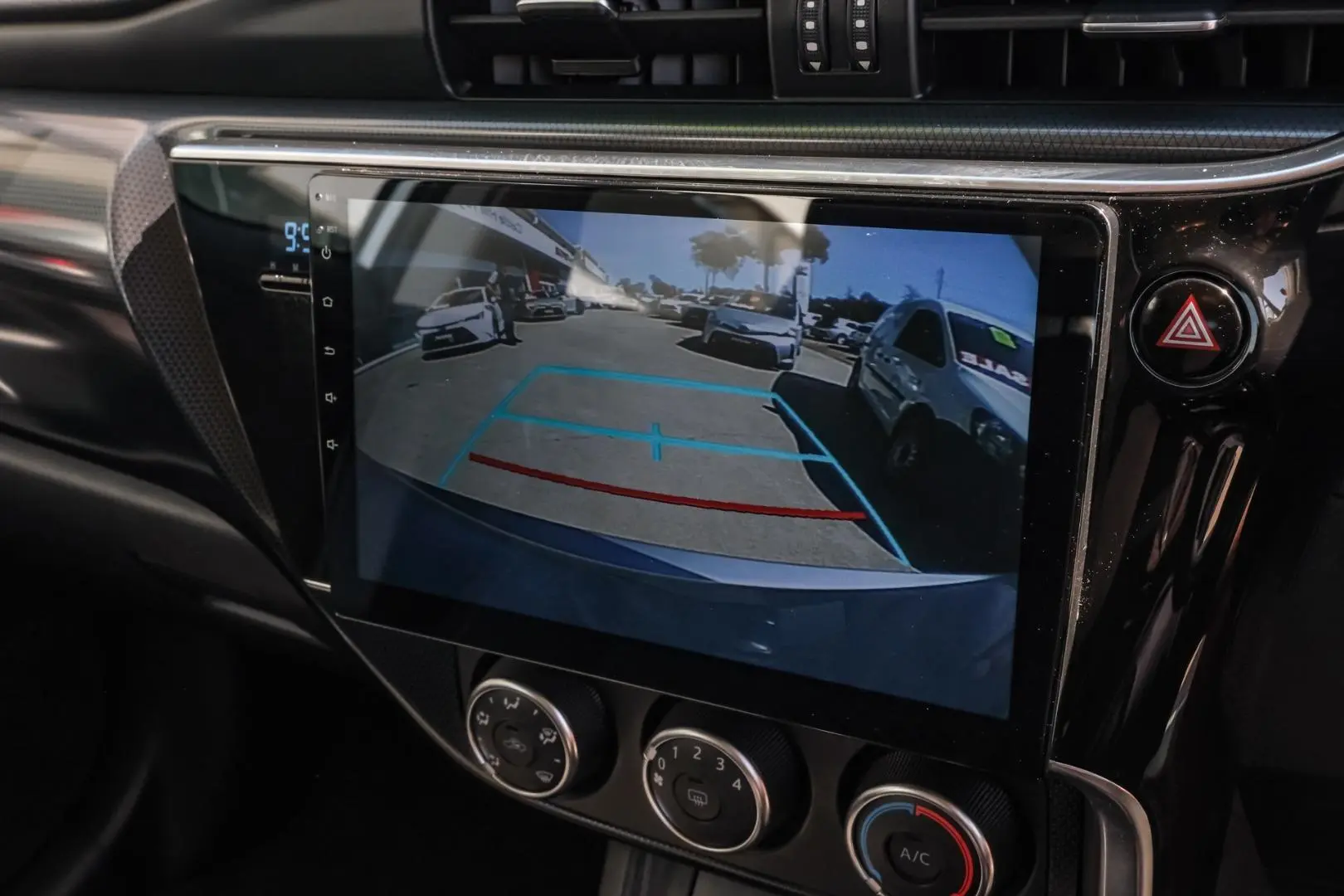 2017 Toyota Corolla Gallery Image 12