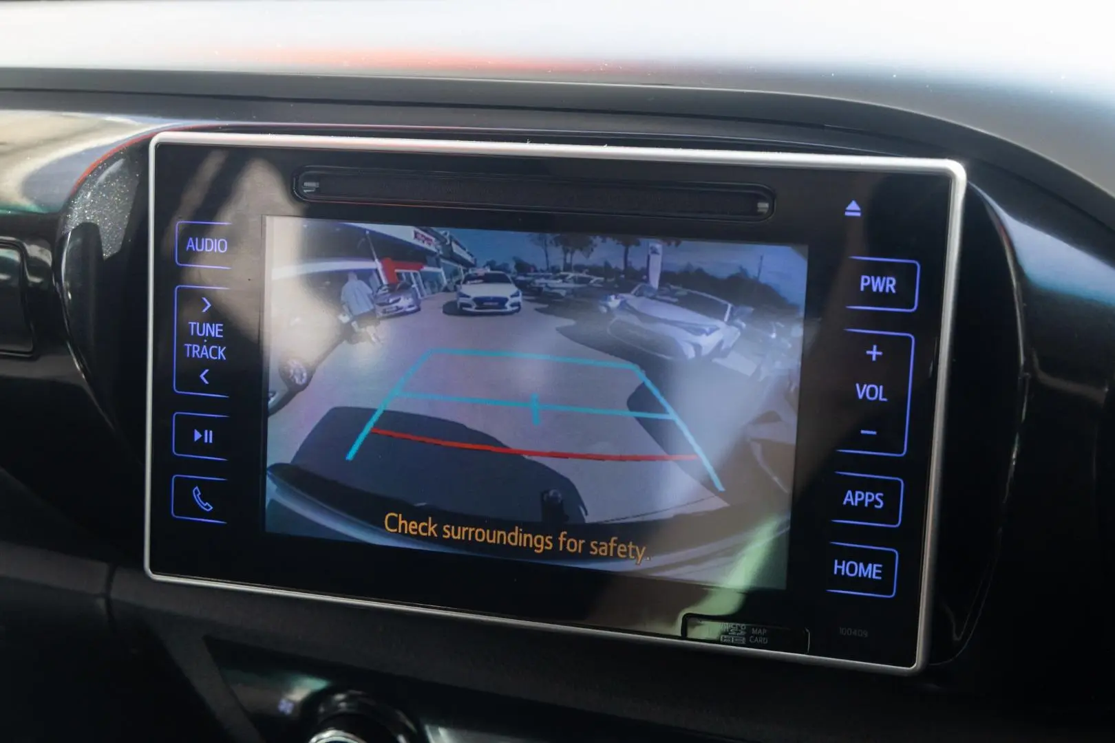 2019 Toyota Hilux Gallery Image 15