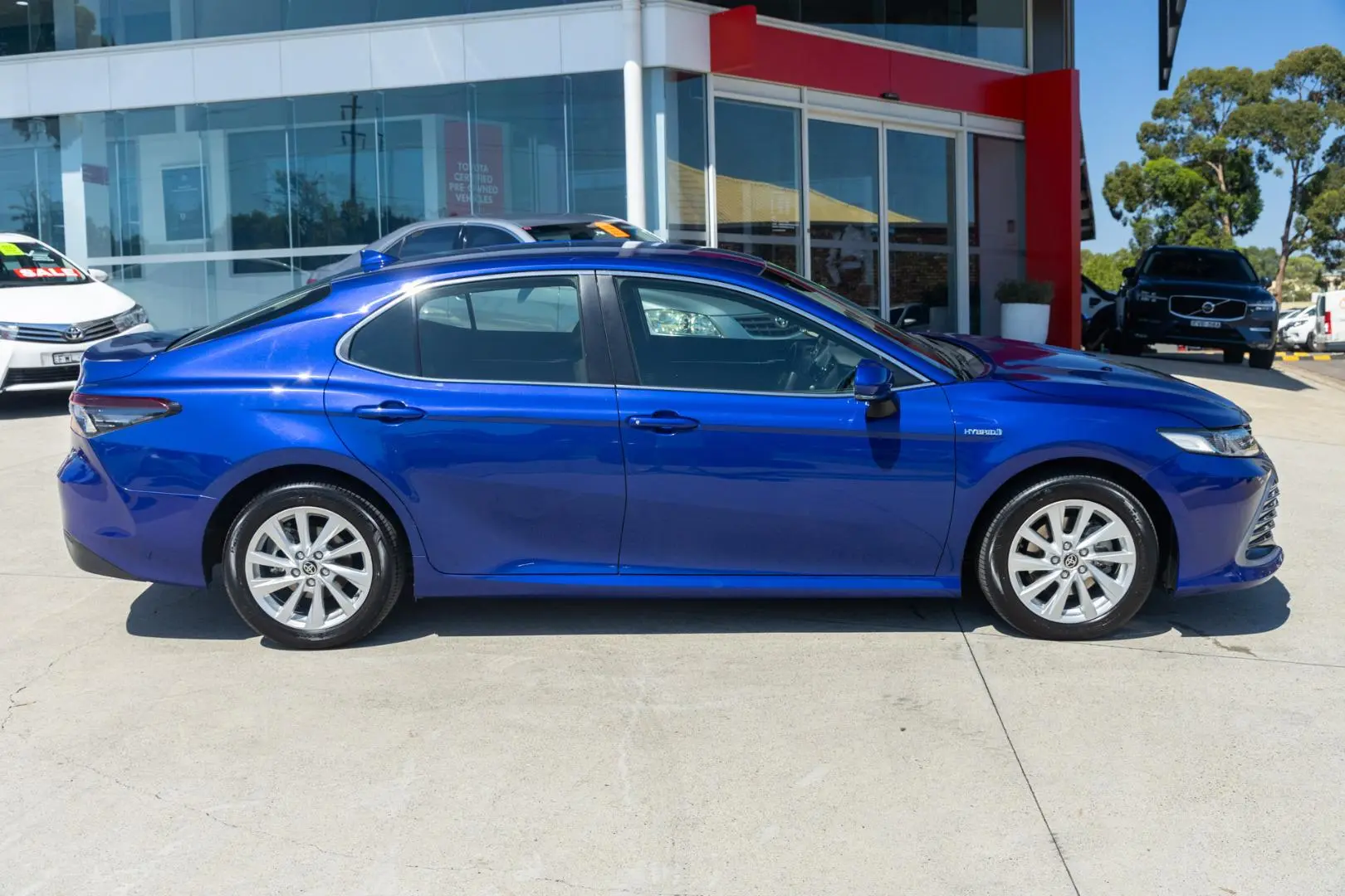 2024 Toyota Camry Gallery Image 3