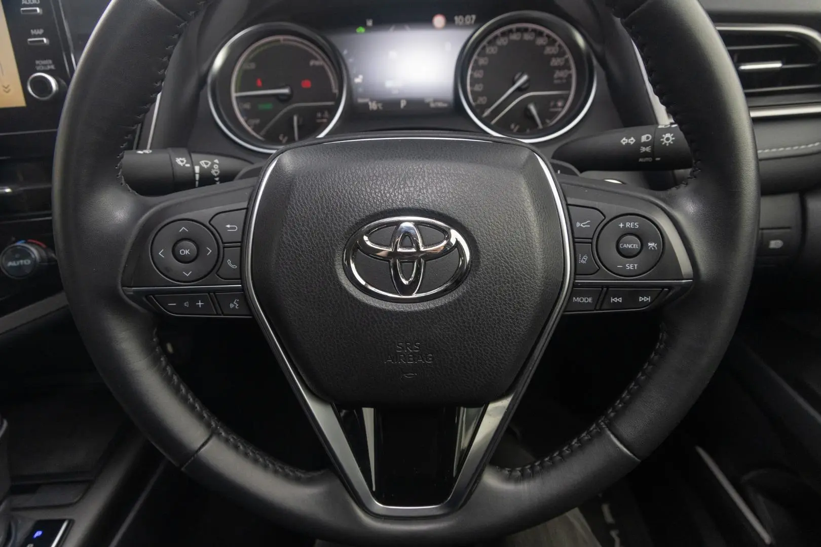 2023 Toyota Camry Gallery Image 10