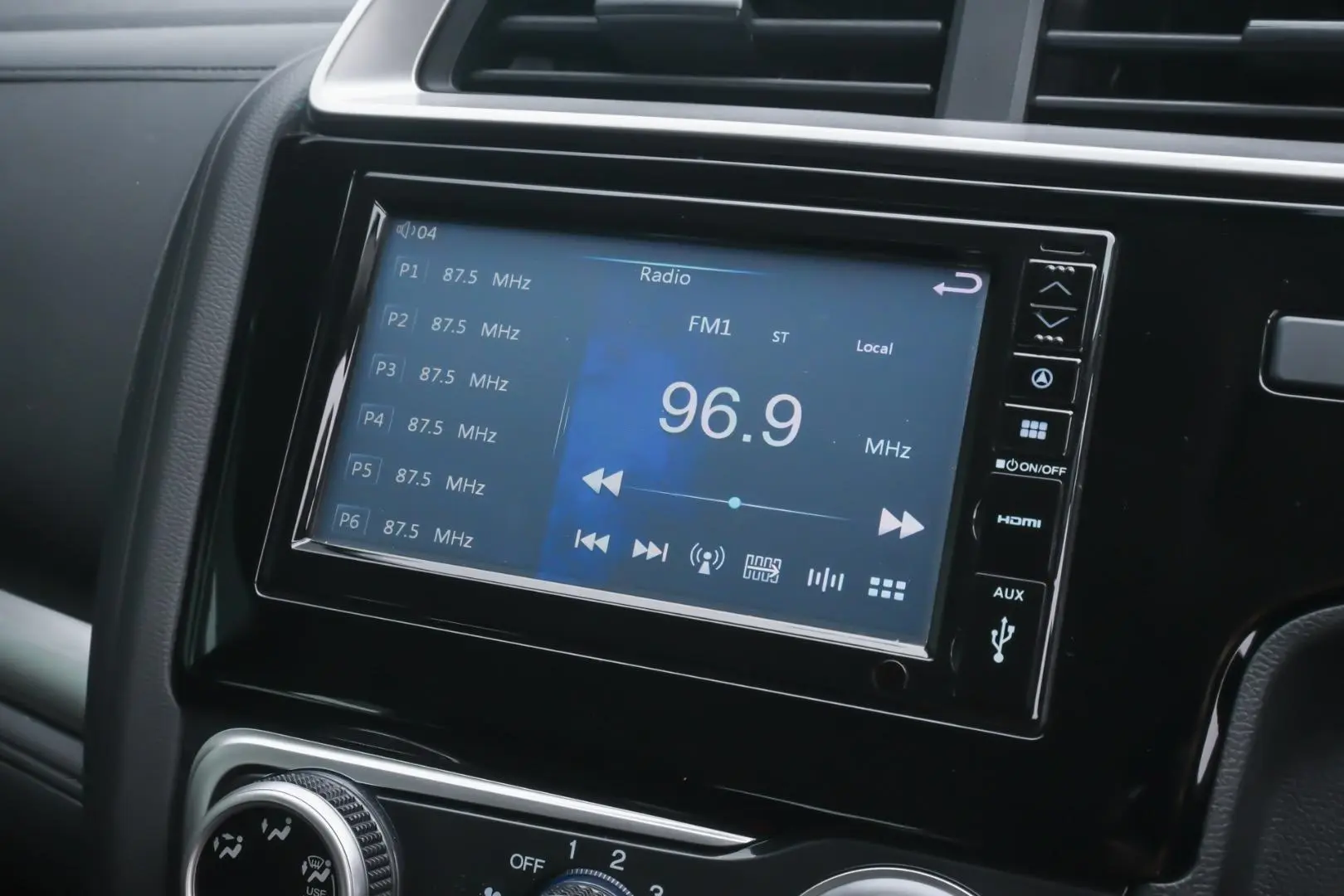 2017 Honda Jazz Gallery Image 19