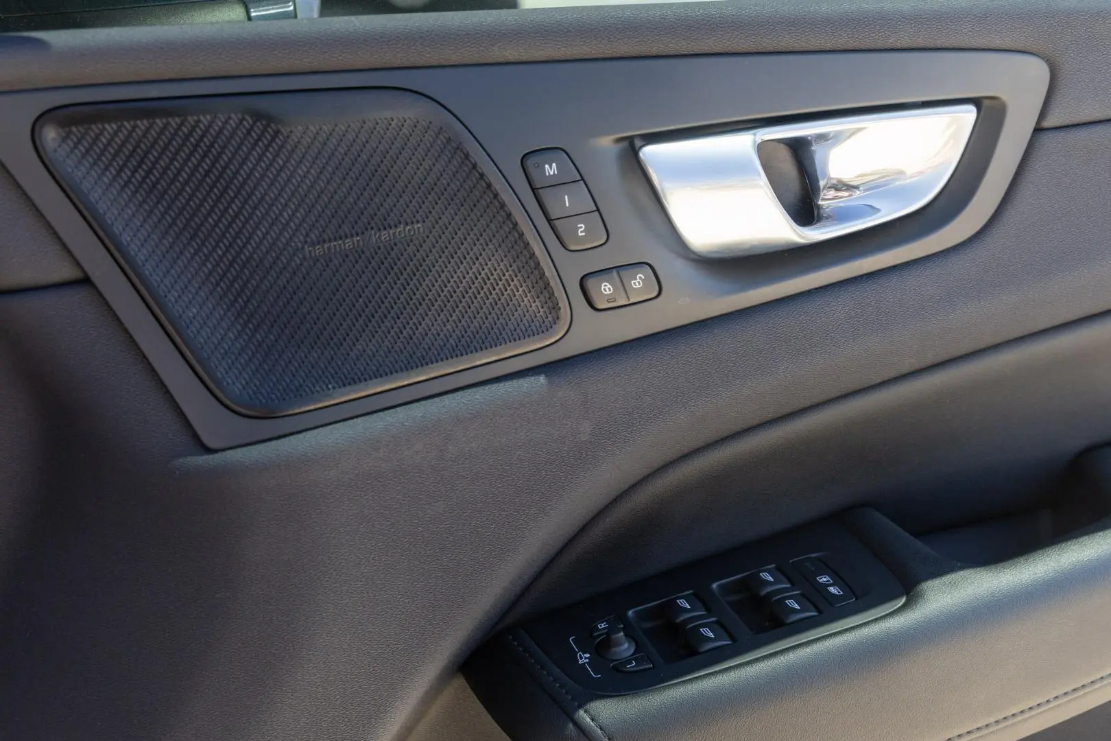 2023 Volvo XC60 Gallery Image 15