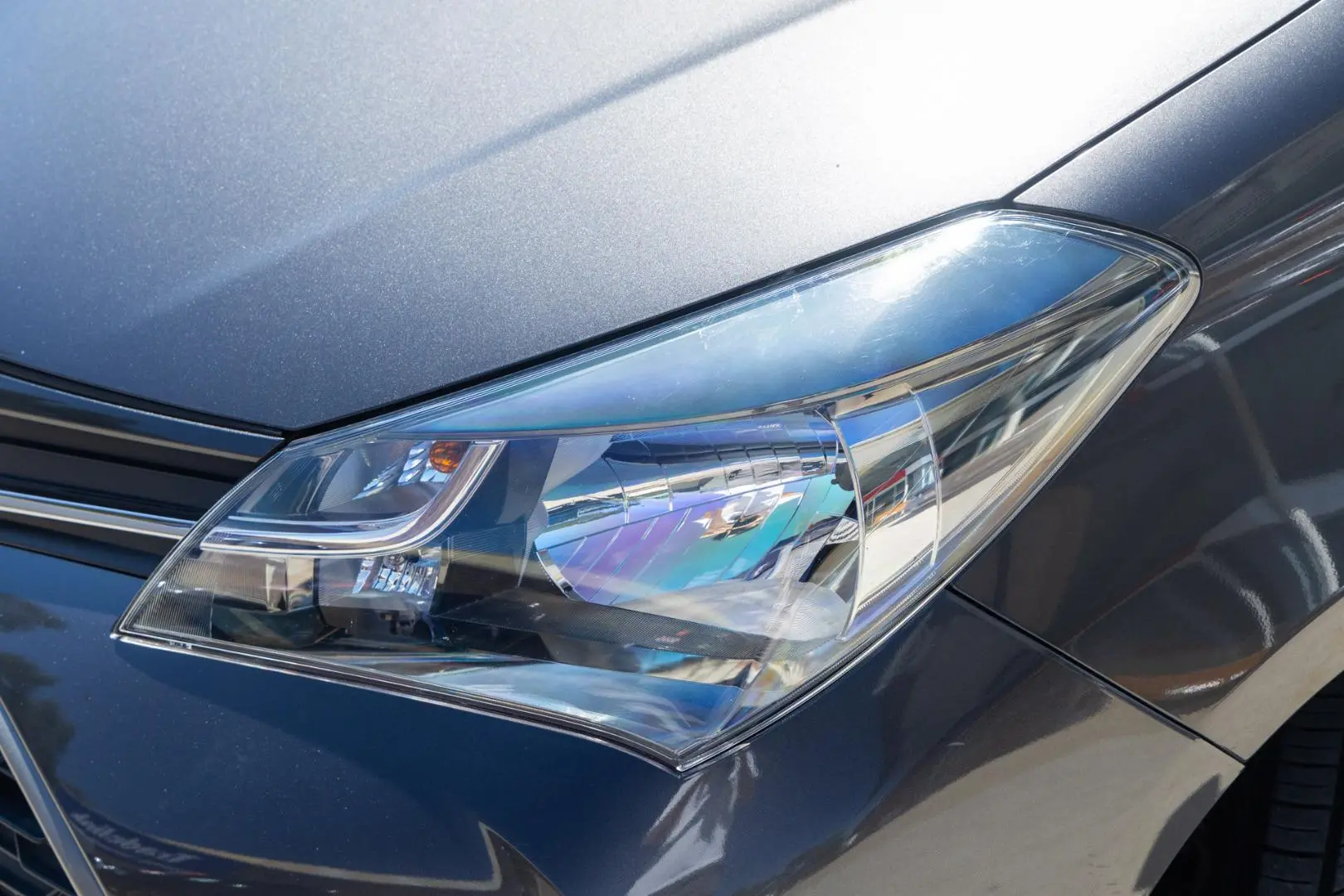 2014 Toyota Yaris Gallery Image 16