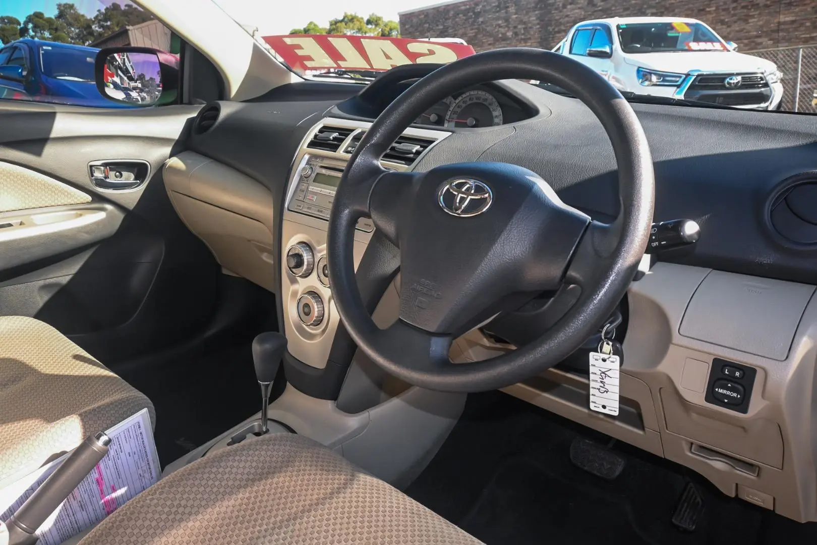 2007 Toyota Yaris Gallery Image 7