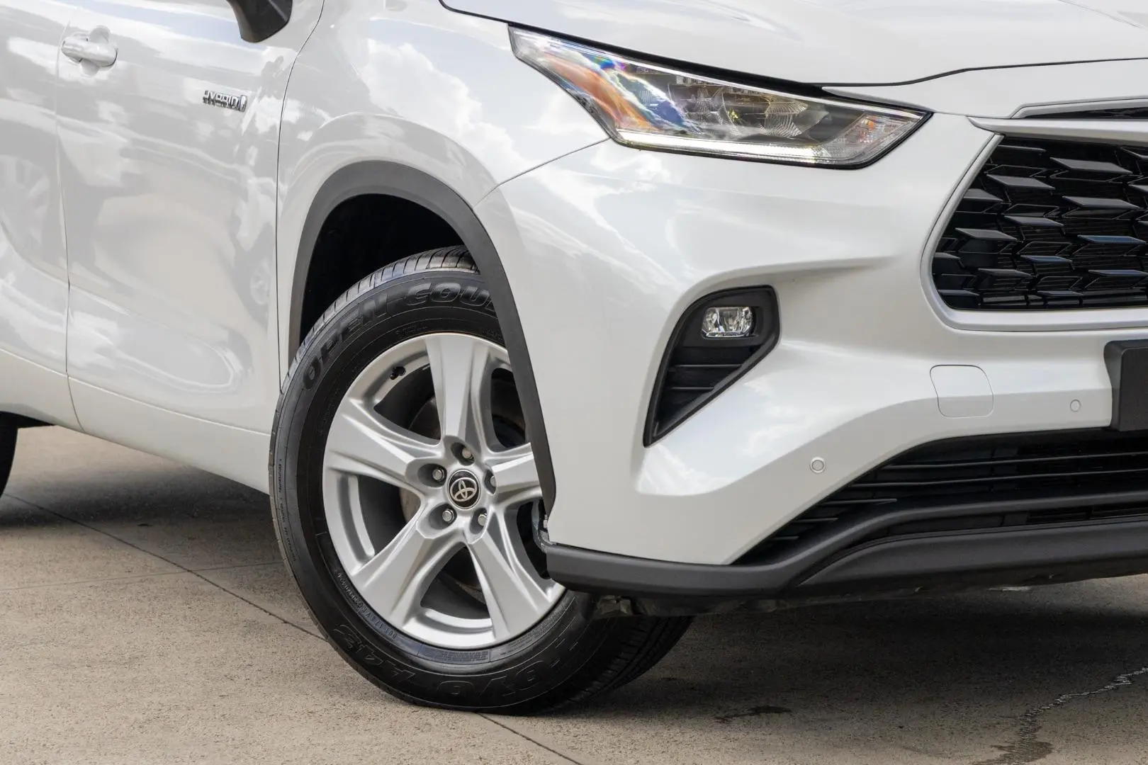 2023 Toyota Kluger Gallery Image 6