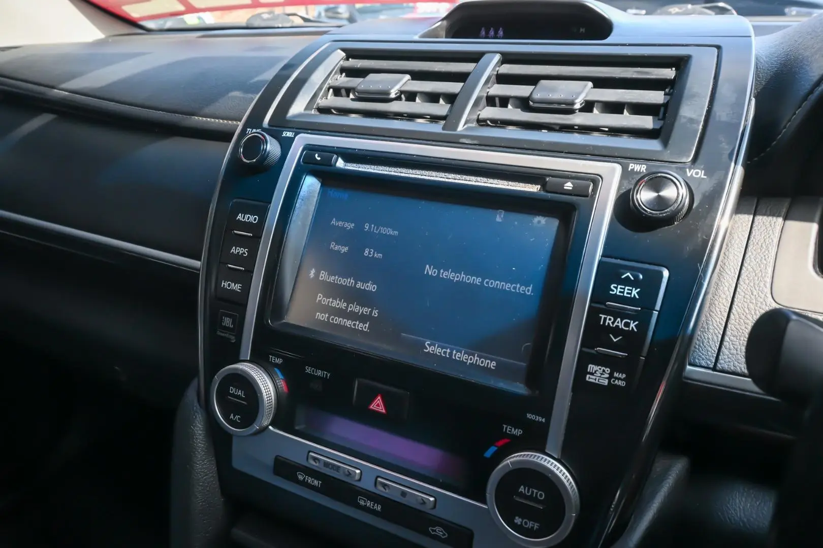 2016 Toyota Camry Gallery Image 16