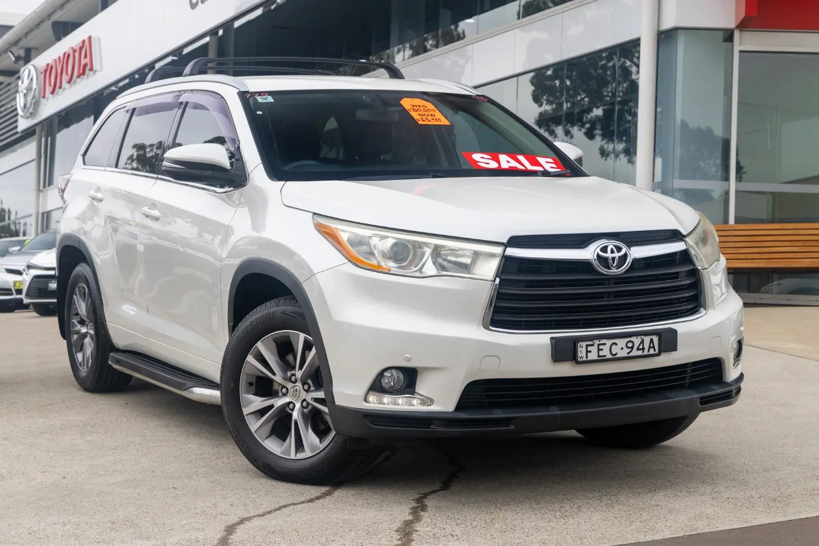 2014 Toyota Kluger Gallery Image 1