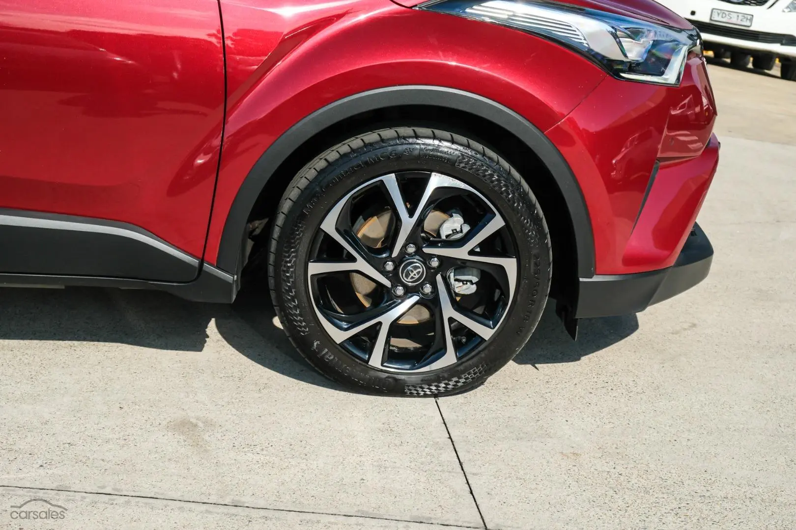 2019 Toyota C-HR Image 20