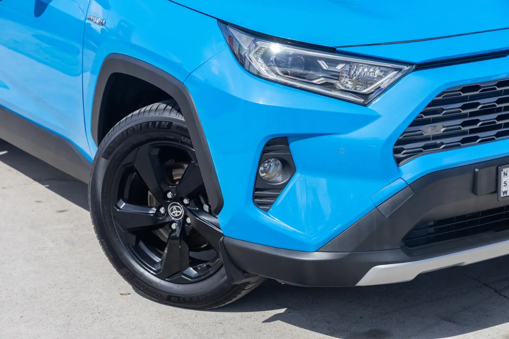 2020 Toyota RAV4 Gallery Image 6
