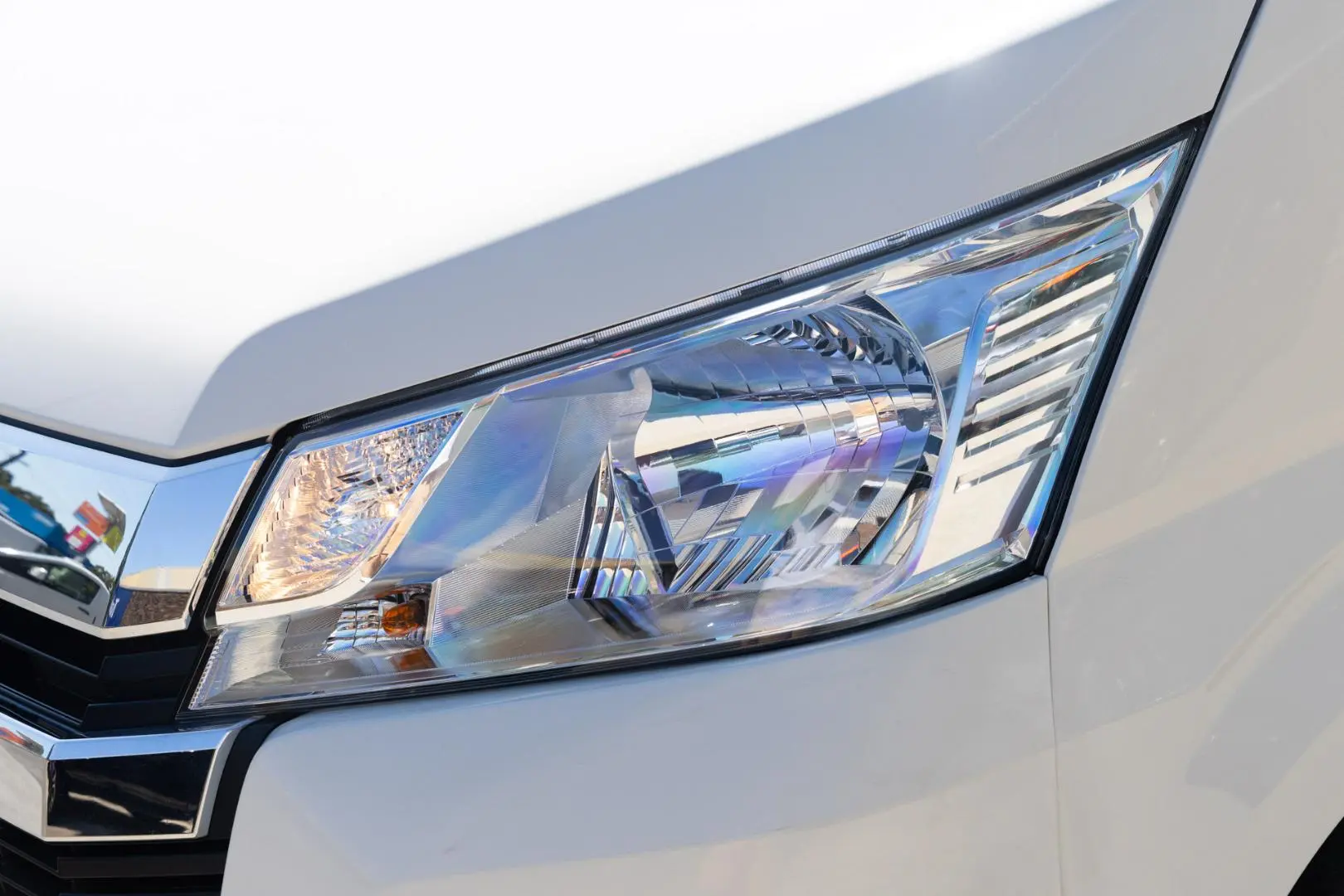 2024 Toyota Hiace Gallery Image 17