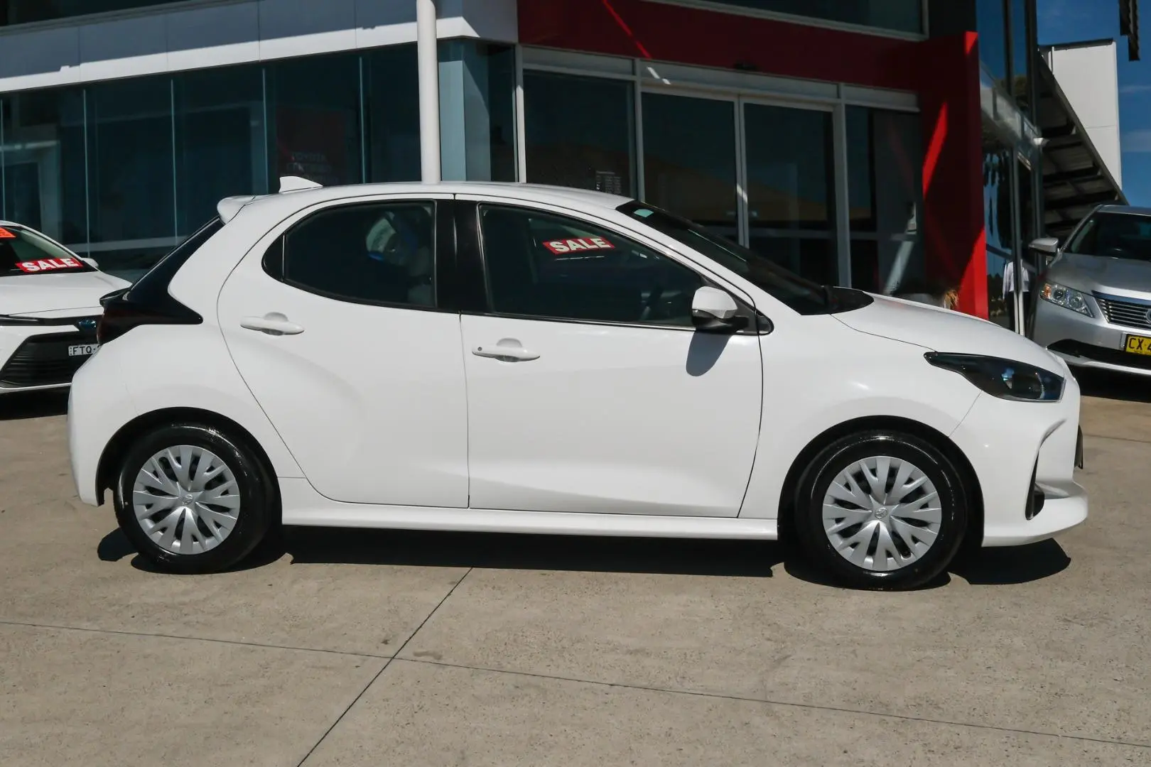 2023 Toyota Yaris Gallery Image 3