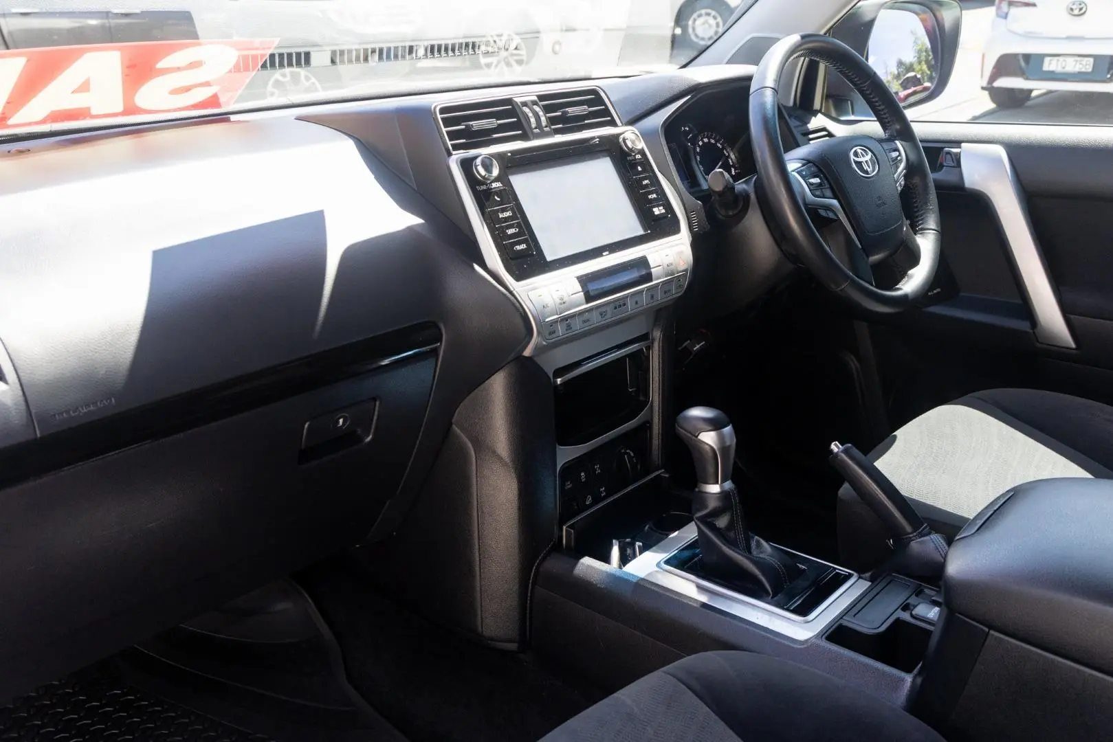 2018 Toyota Landcruiser Prado Gallery Image 8