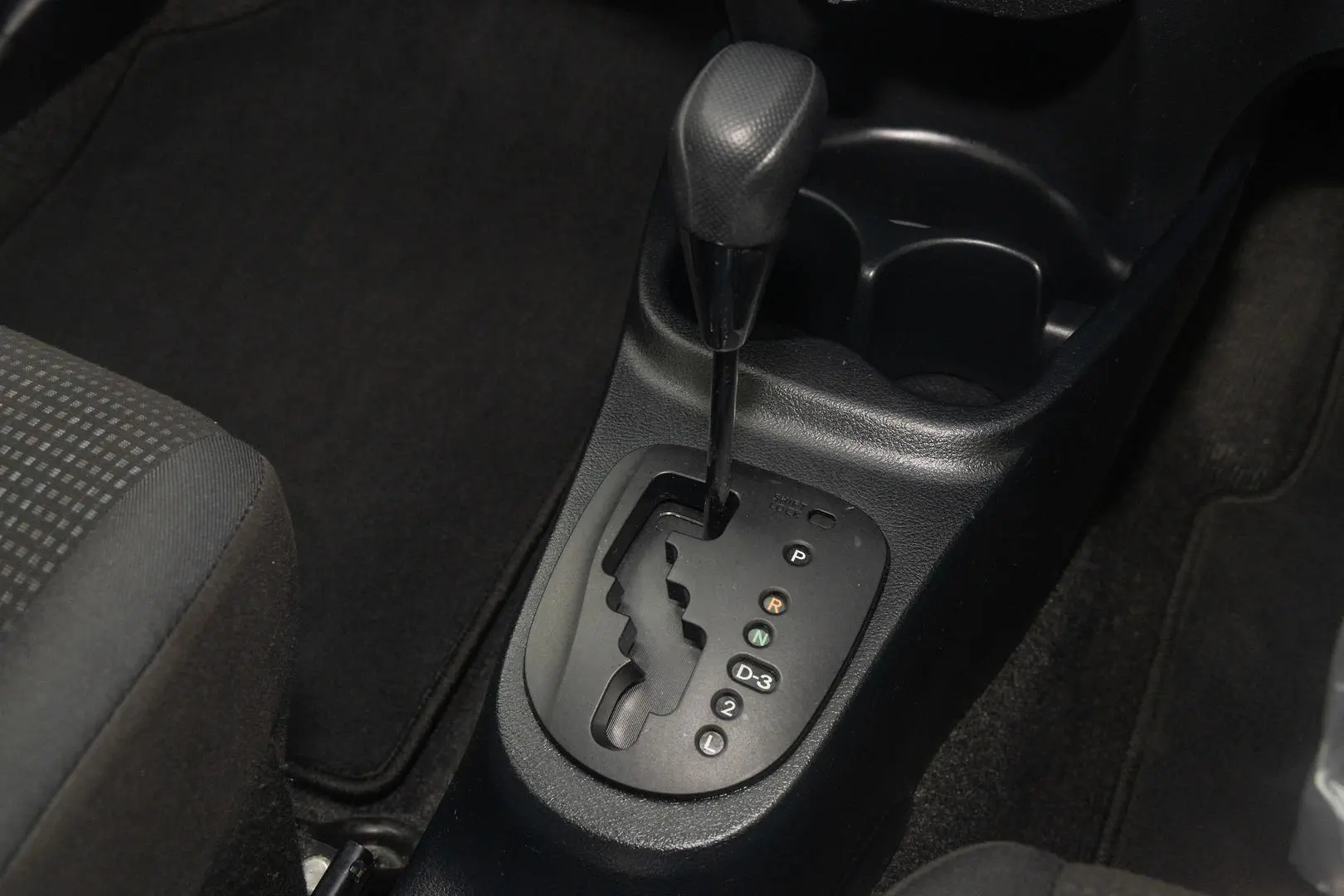 2019 Toyota Yaris Gallery Image 23