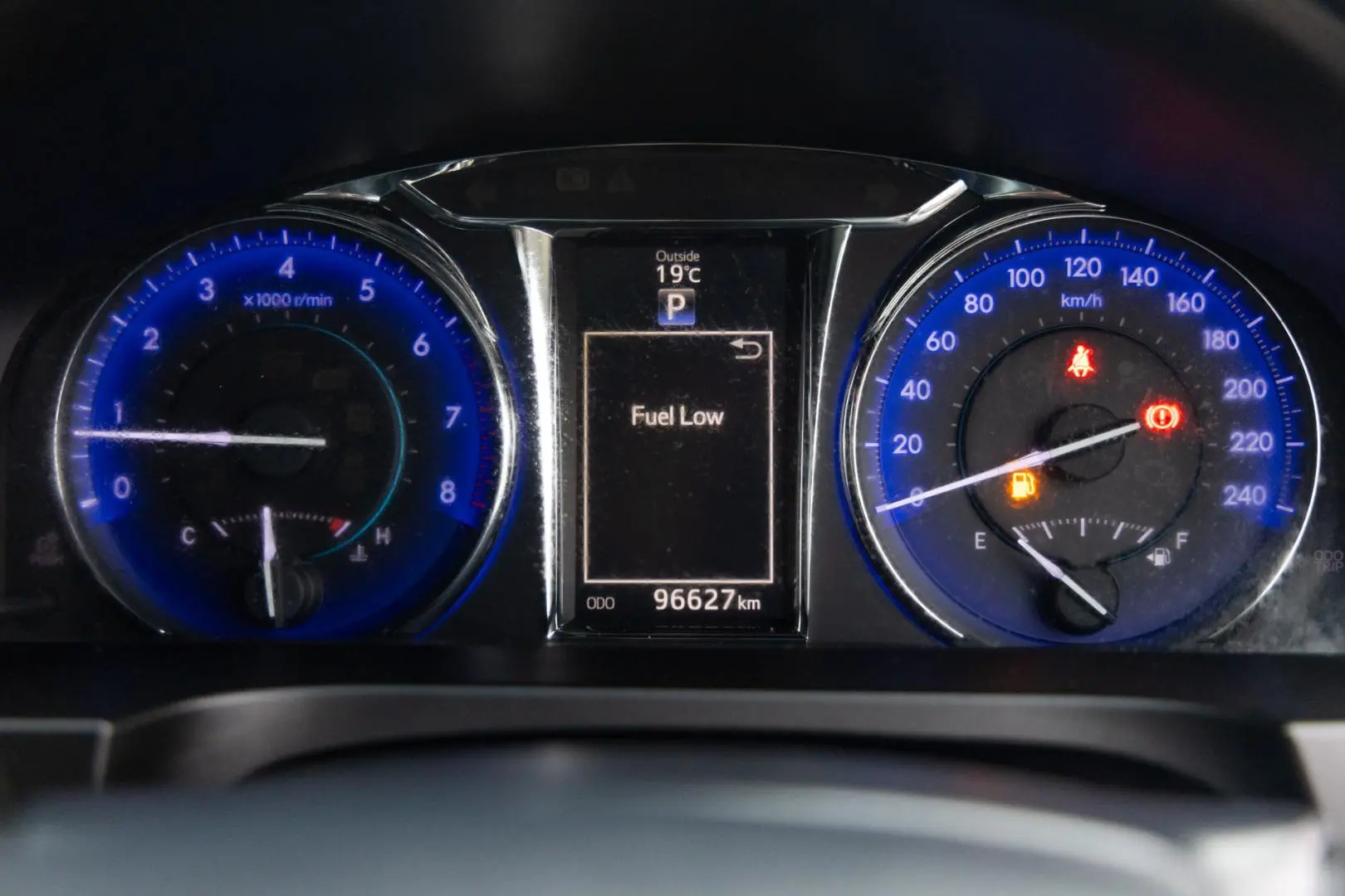 2016 Toyota Aurion Gallery Image 11