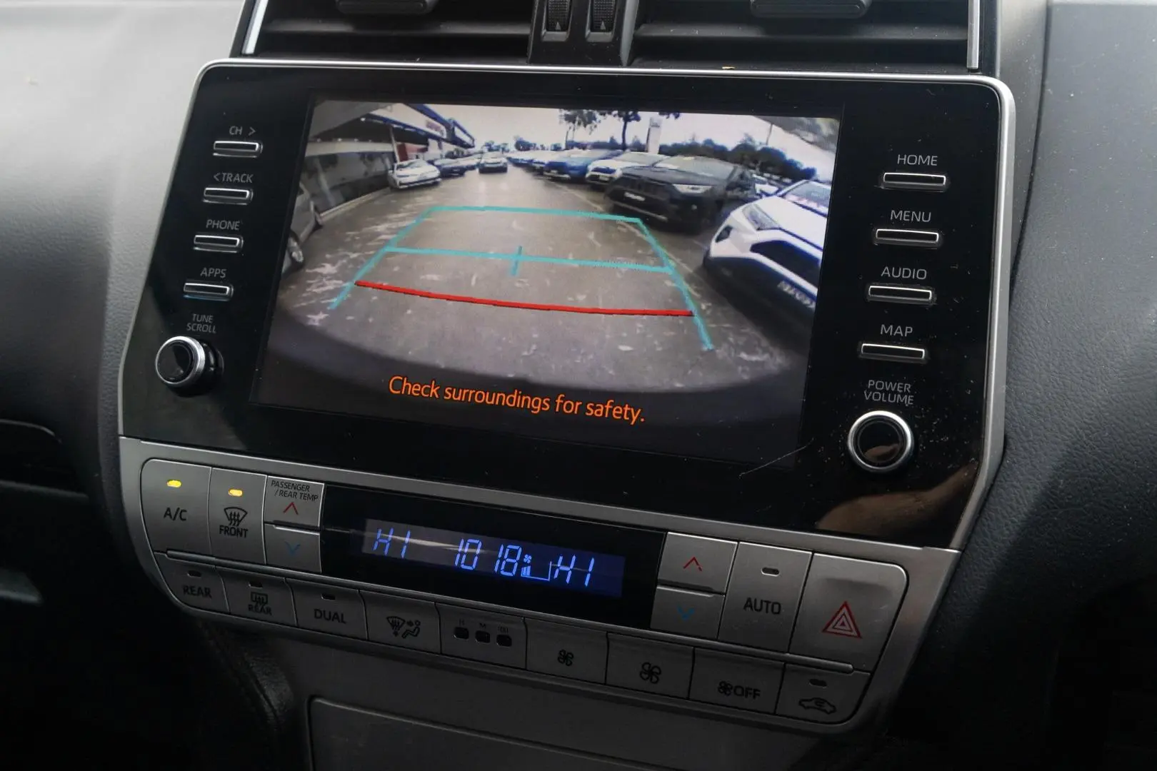 2021 Toyota Landcruiser Prado Gallery Image 15
