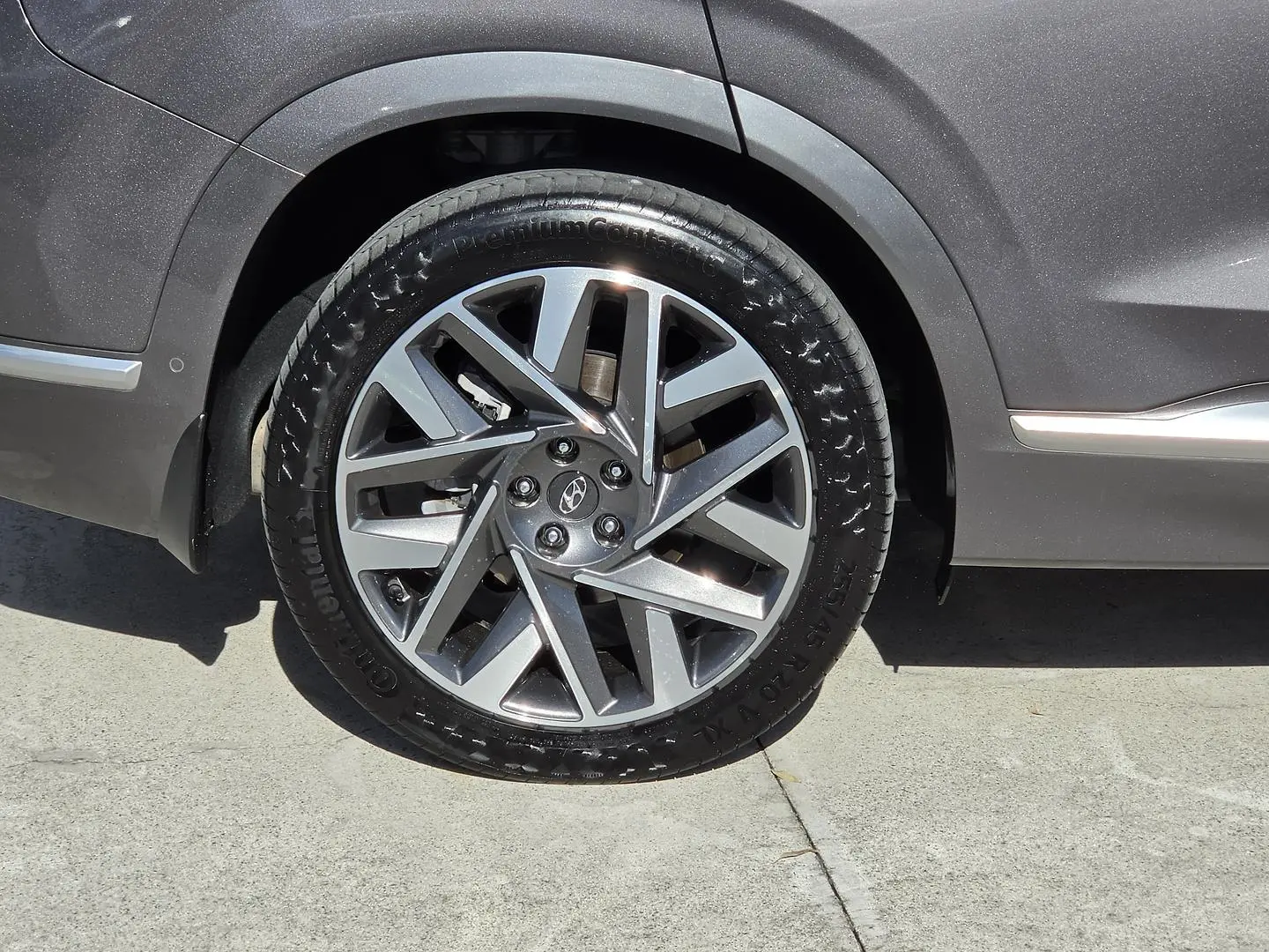 2023 Hyundai Santa Fe Gallery Image 7