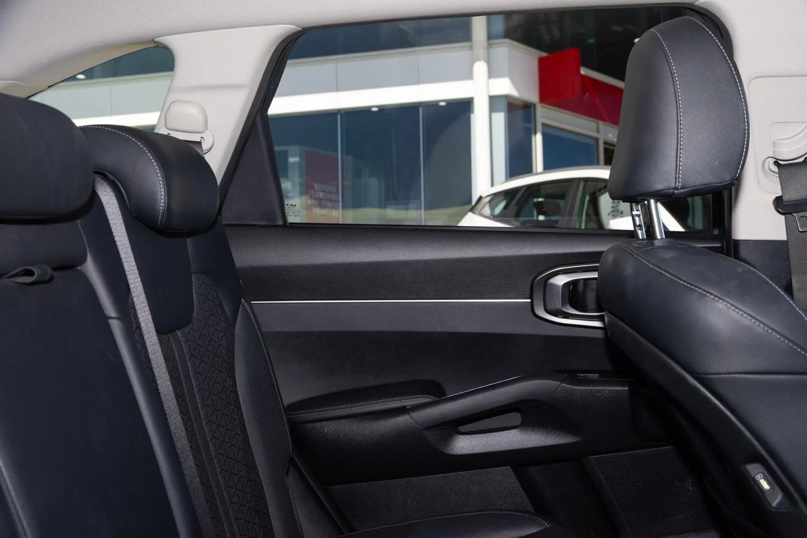 2022 Kia Sorento Gallery Image 9