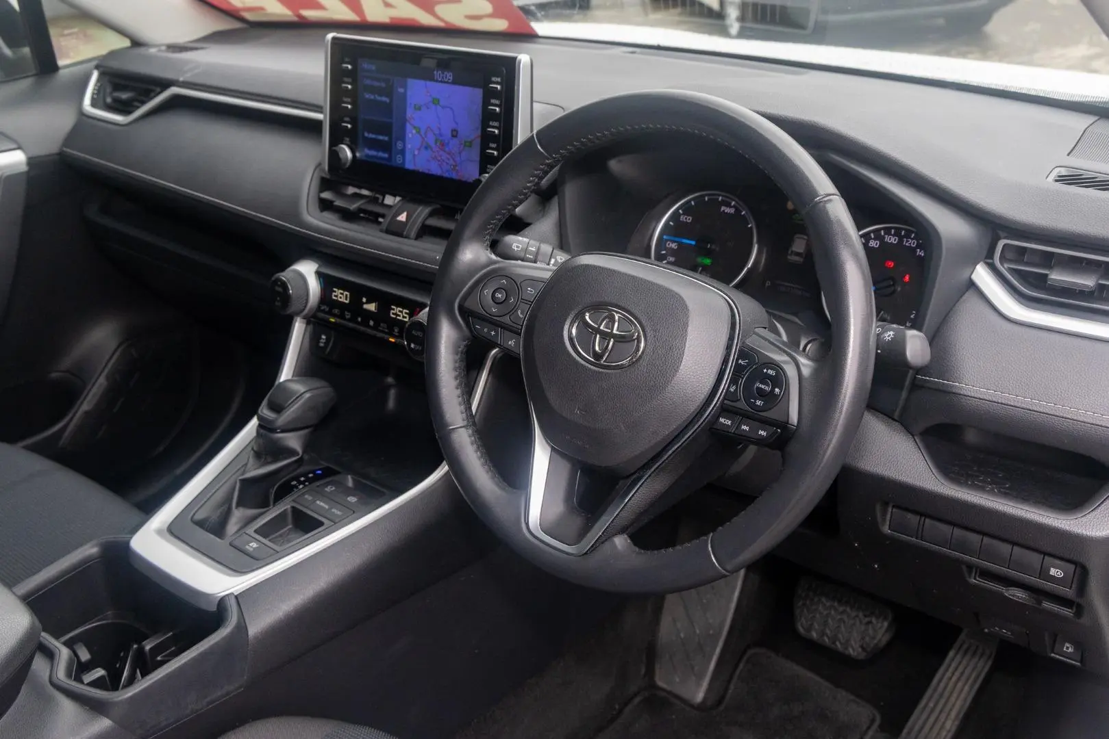 2022 Toyota RAV4 Gallery Image 7