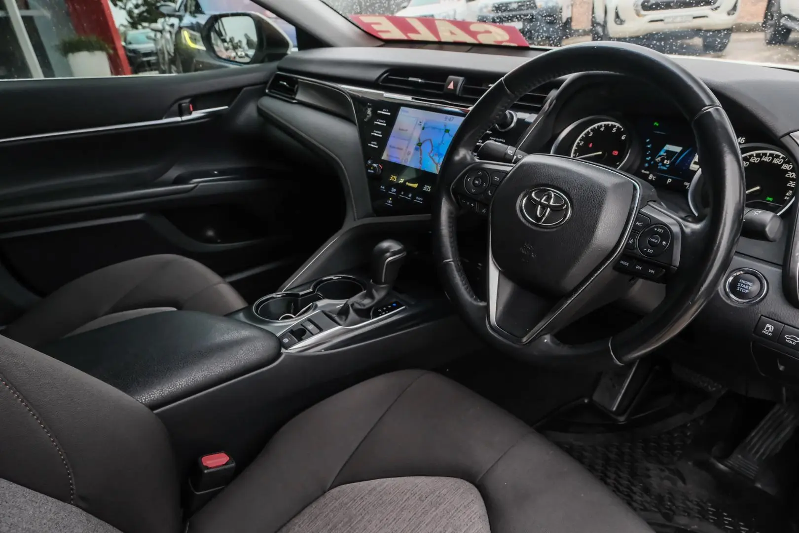 2020 Toyota Camry Gallery Image 7